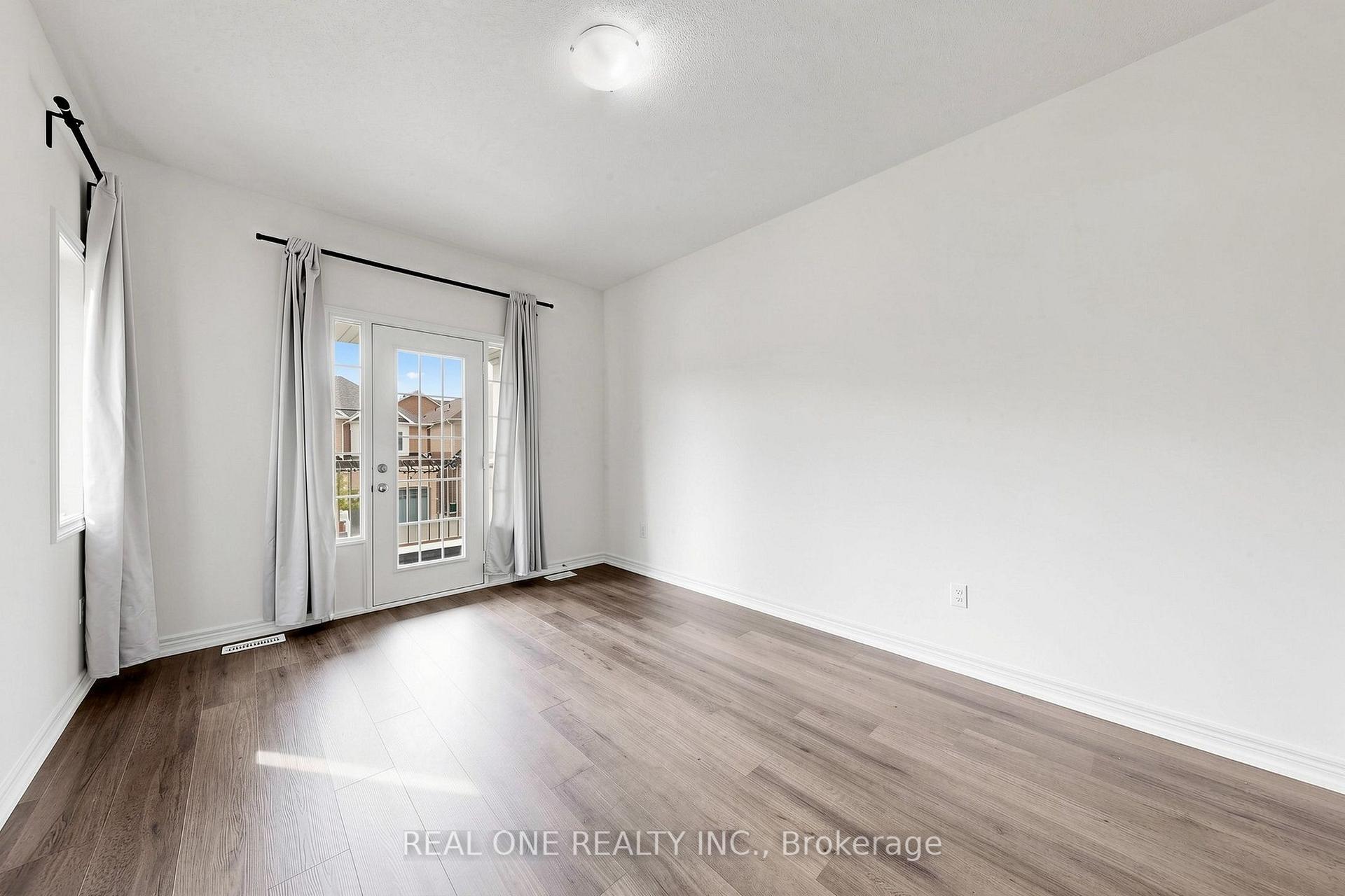 Photo 37 of 108 Hubner Avenue, Markham, Berczy — HOMEH