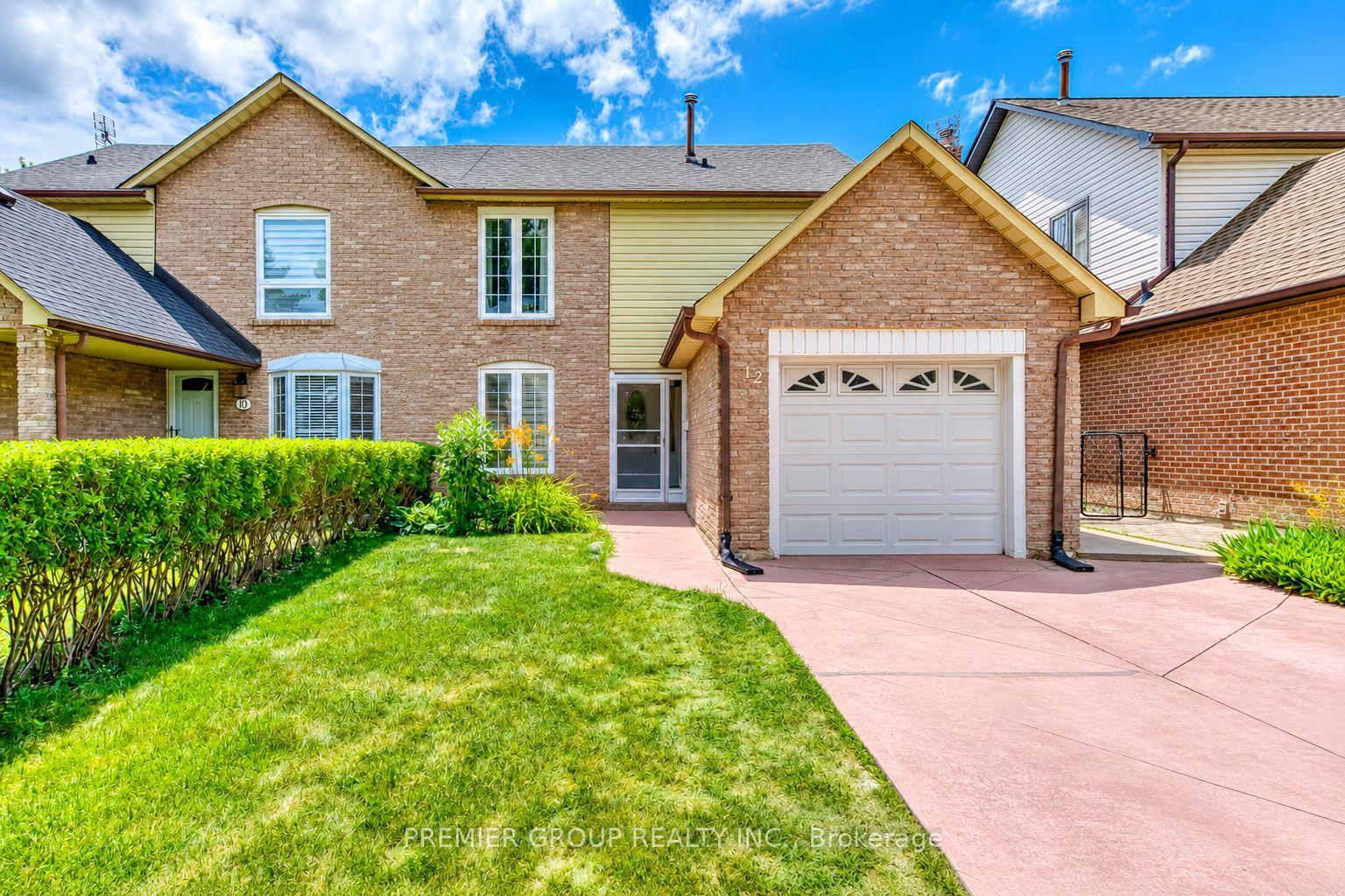 Photo 3 of 12 Kline Court, Brampton, Heart Lake West — HOMEH