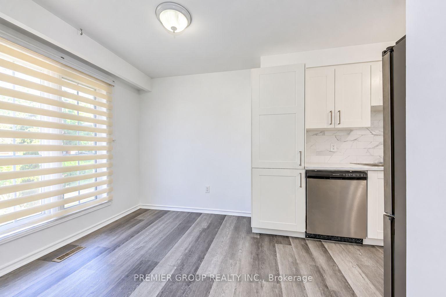 Photo 6 of 12 Kline Court, Brampton, Heart Lake West — HOMEH