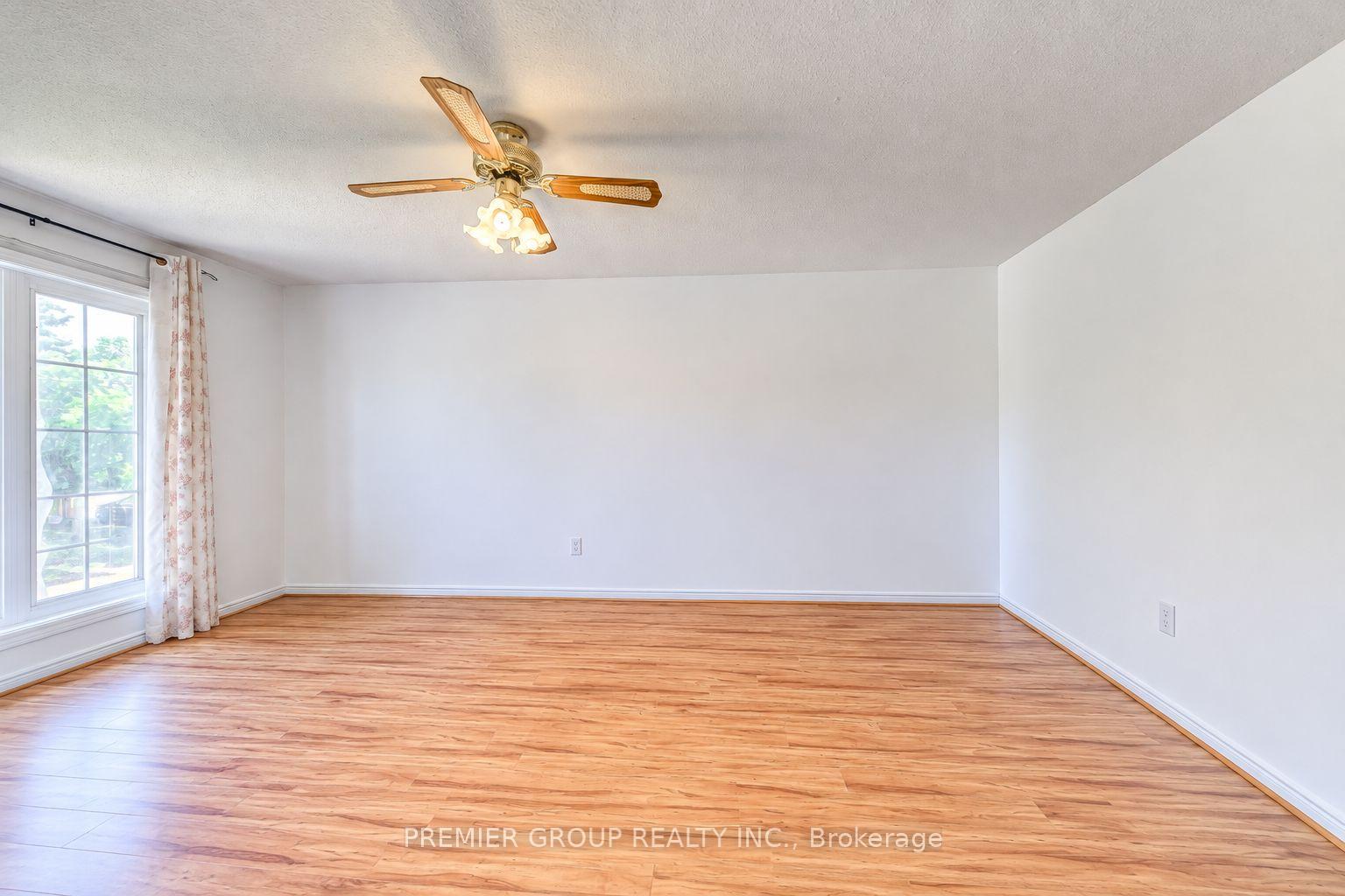 Photo 14 of 12 Kline Court, Brampton, Heart Lake West — HOMEH