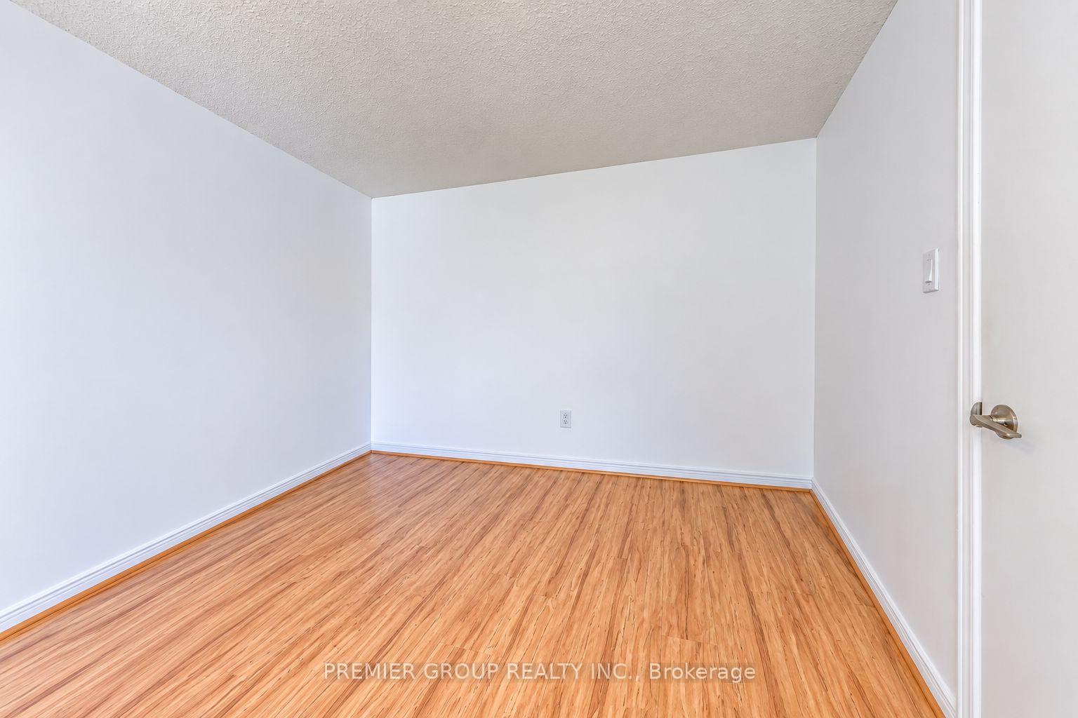 Photo 16 of 12 Kline Court, Brampton, Heart Lake West — HOMEH