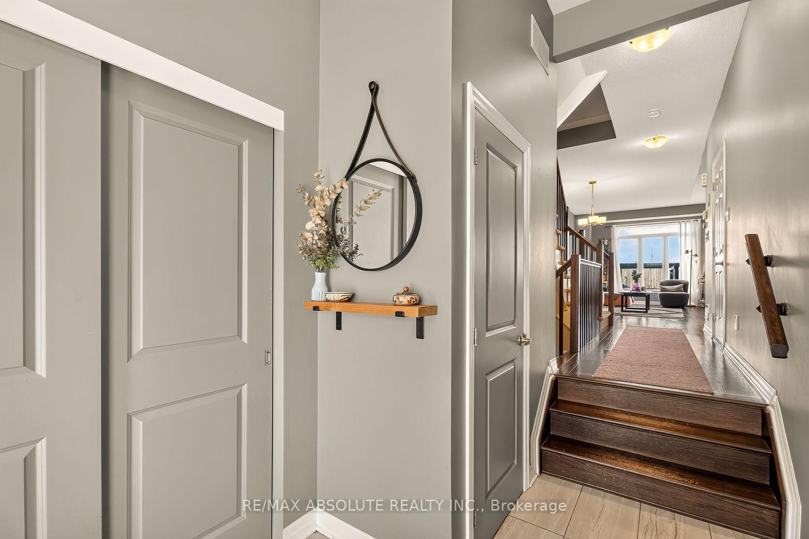 Photo 4 of 569 Rioja Street, Ottawa, Kanata - Emerald Meadows/Trailwest — HOMEH