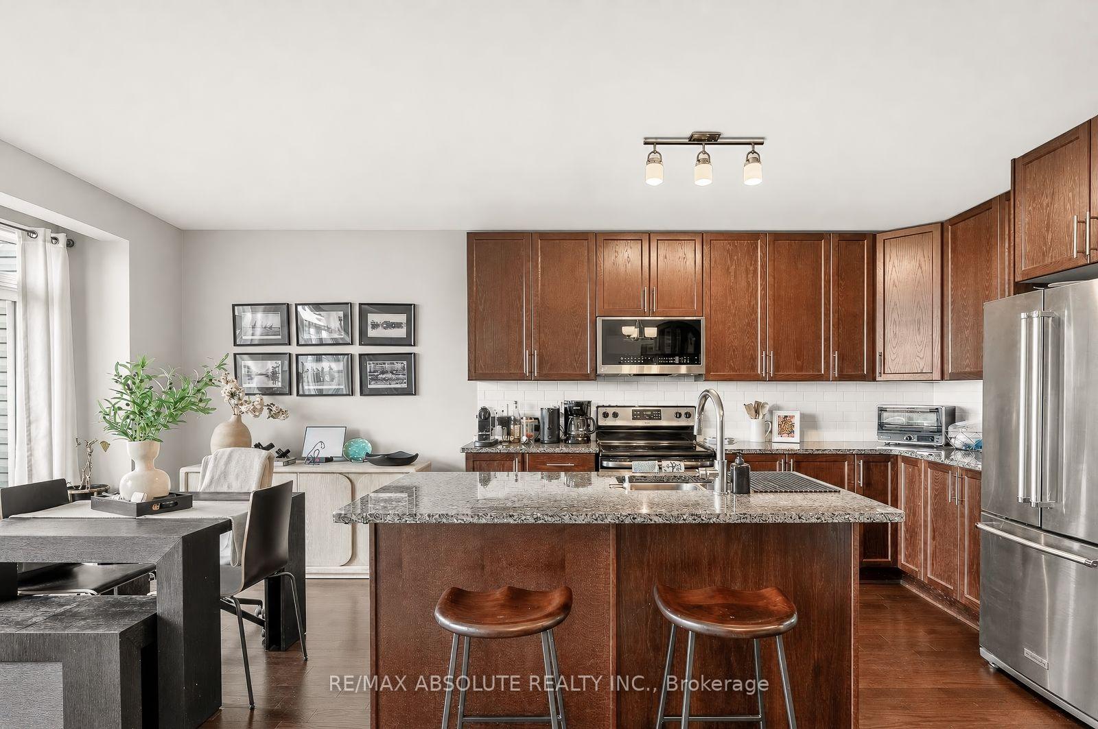 Photo 8 of 569 Rioja Street, Ottawa, Kanata - Emerald Meadows/Trailwest — HOMEH