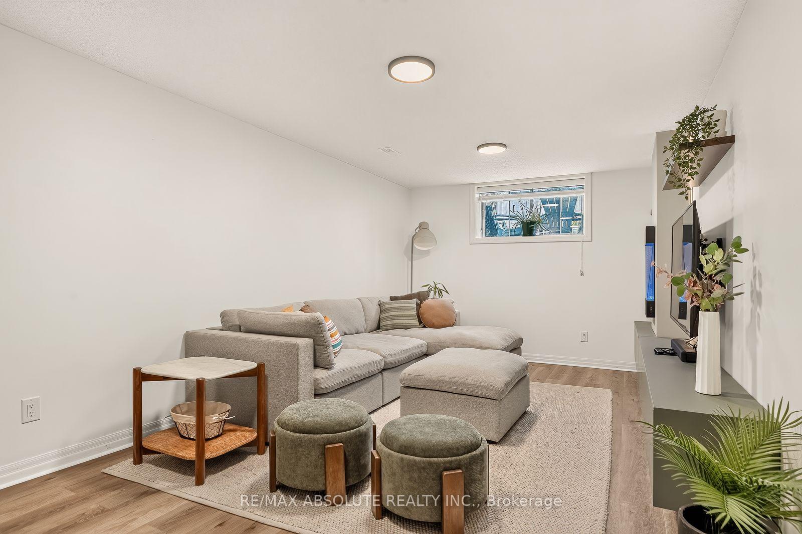 Photo 28 of 569 Rioja Street, Ottawa, Kanata - Emerald Meadows/Trailwest — HOMEH