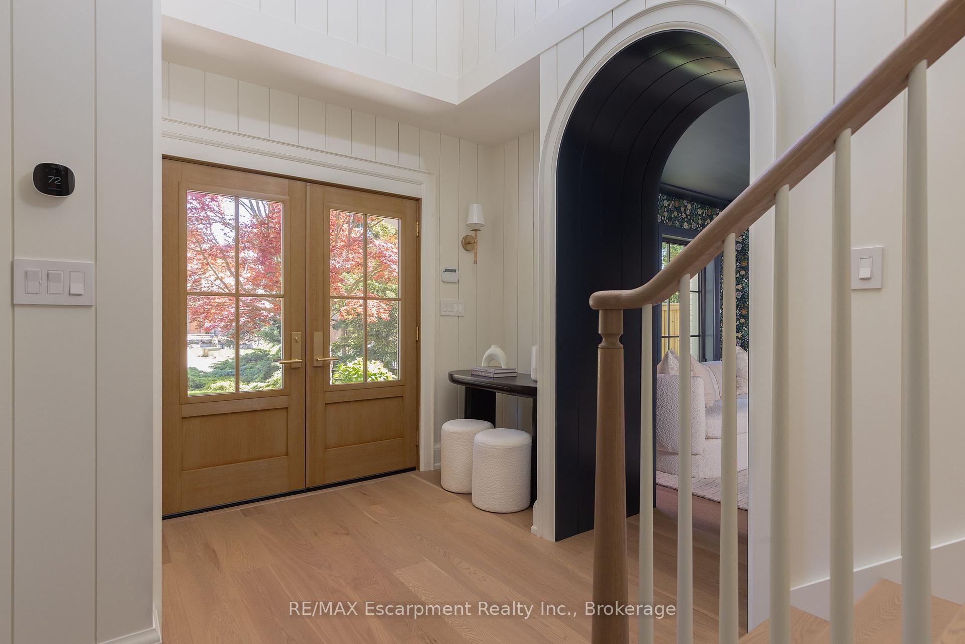 Photo 4 of 130 Edgecliffe Place, Burlington, Appleby — HOMEH
