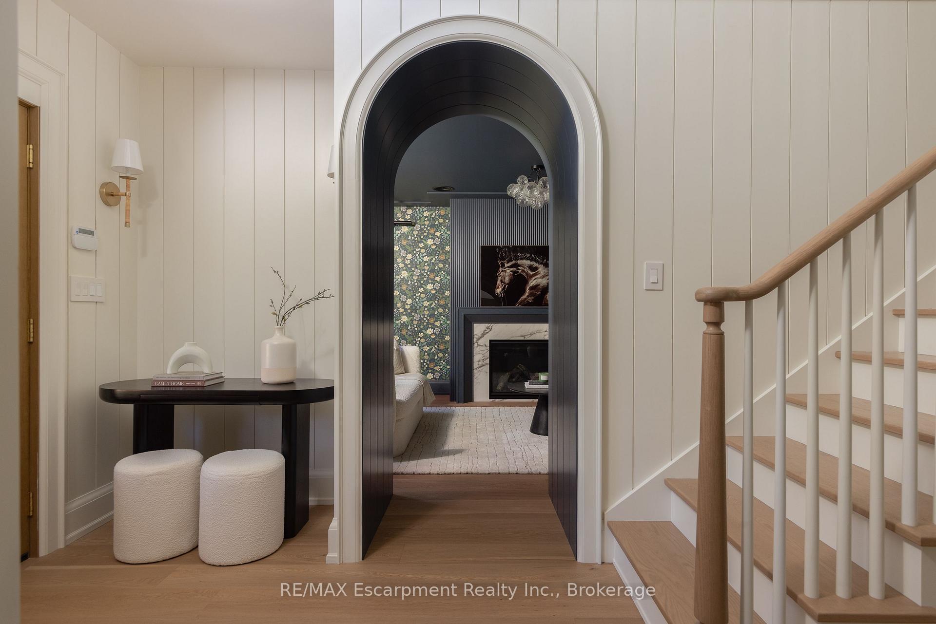 Photo 15 of 130 Edgecliffe Place, Burlington, Appleby — HOMEH