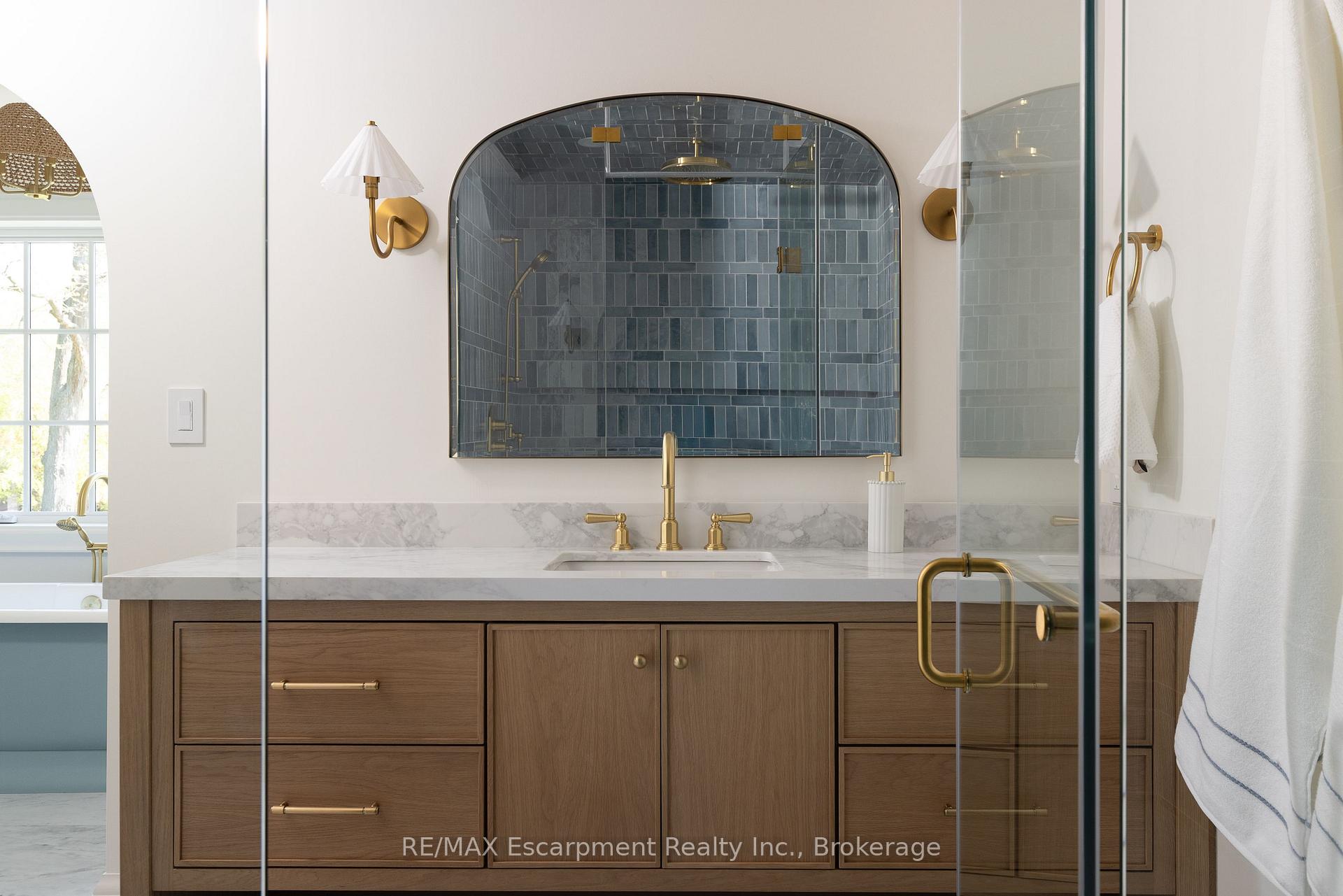Photo 29 of 130 Edgecliffe Place, Burlington, Appleby — HOMEH