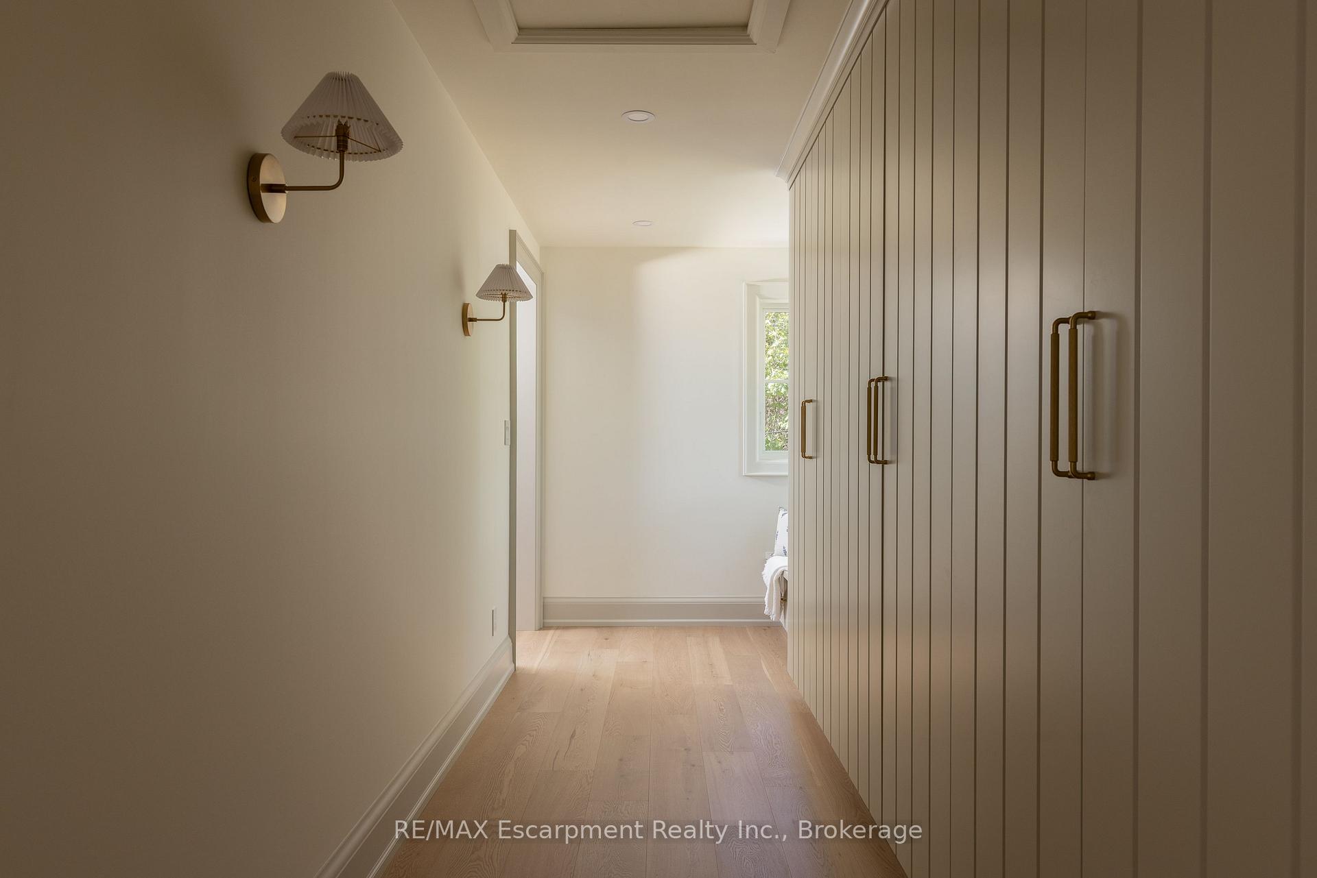 Photo 30 of 130 Edgecliffe Place, Burlington, Appleby — HOMEH