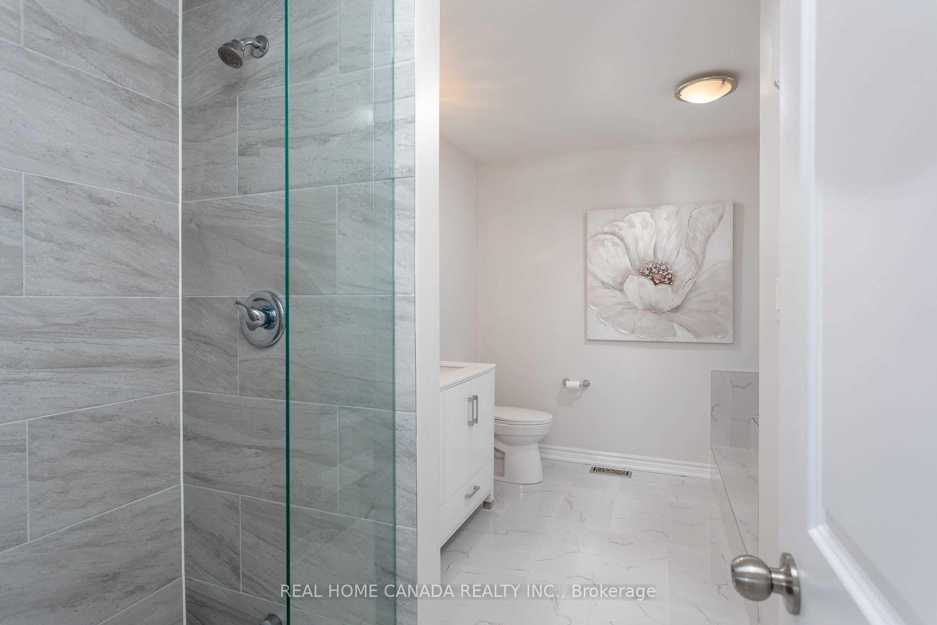 Photo 15 of 1542 Prince John Circle, Oakville, Clearview — HOMEH