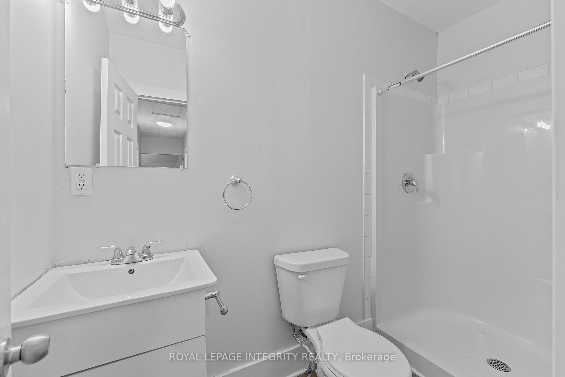 Photo 21 of 34 Market Street, Smiths Falls, Smiths Falls — HOMEH