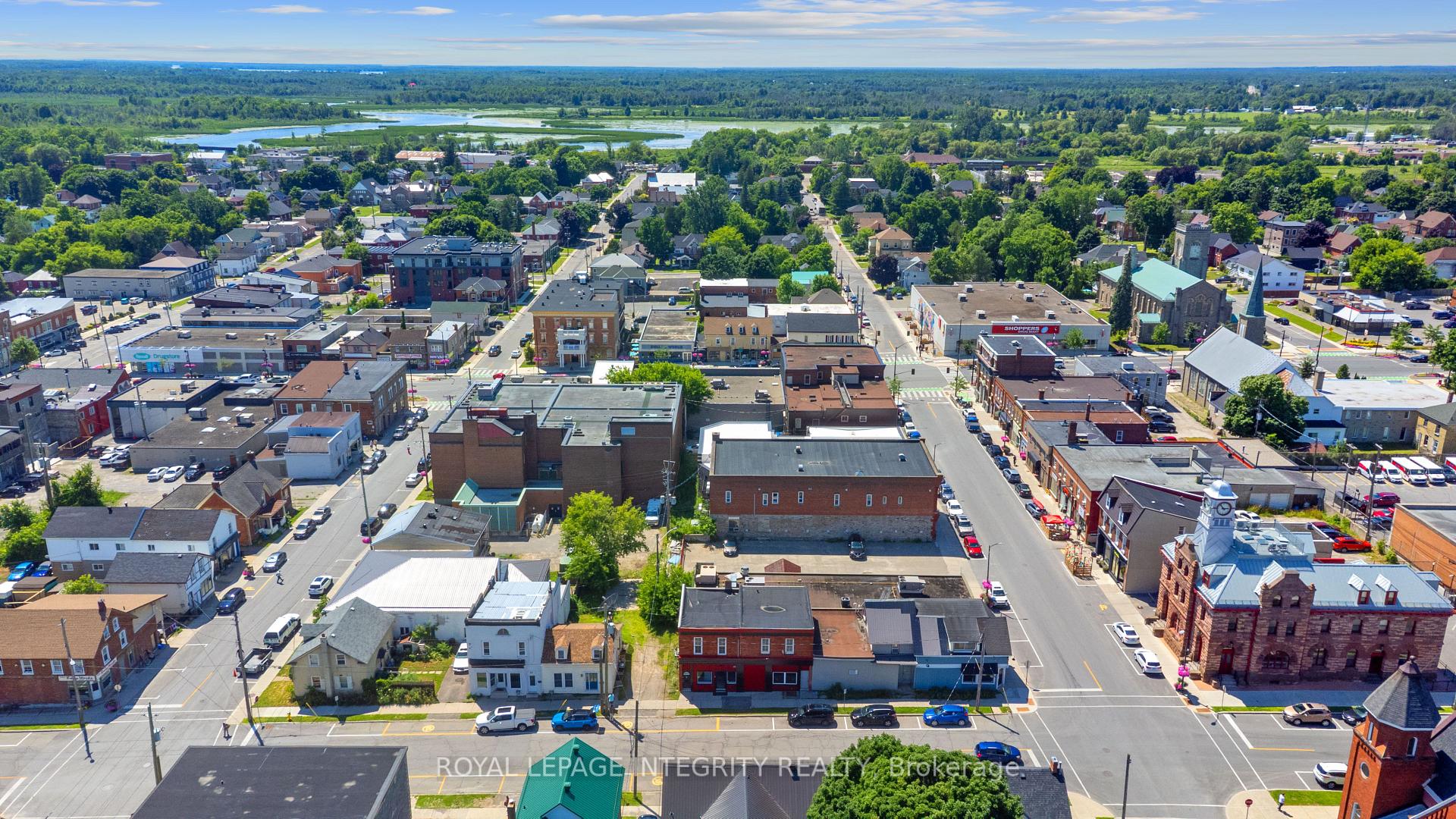 Photo 38 of 34 Market Street, Smiths Falls, Smiths Falls — HOMEH