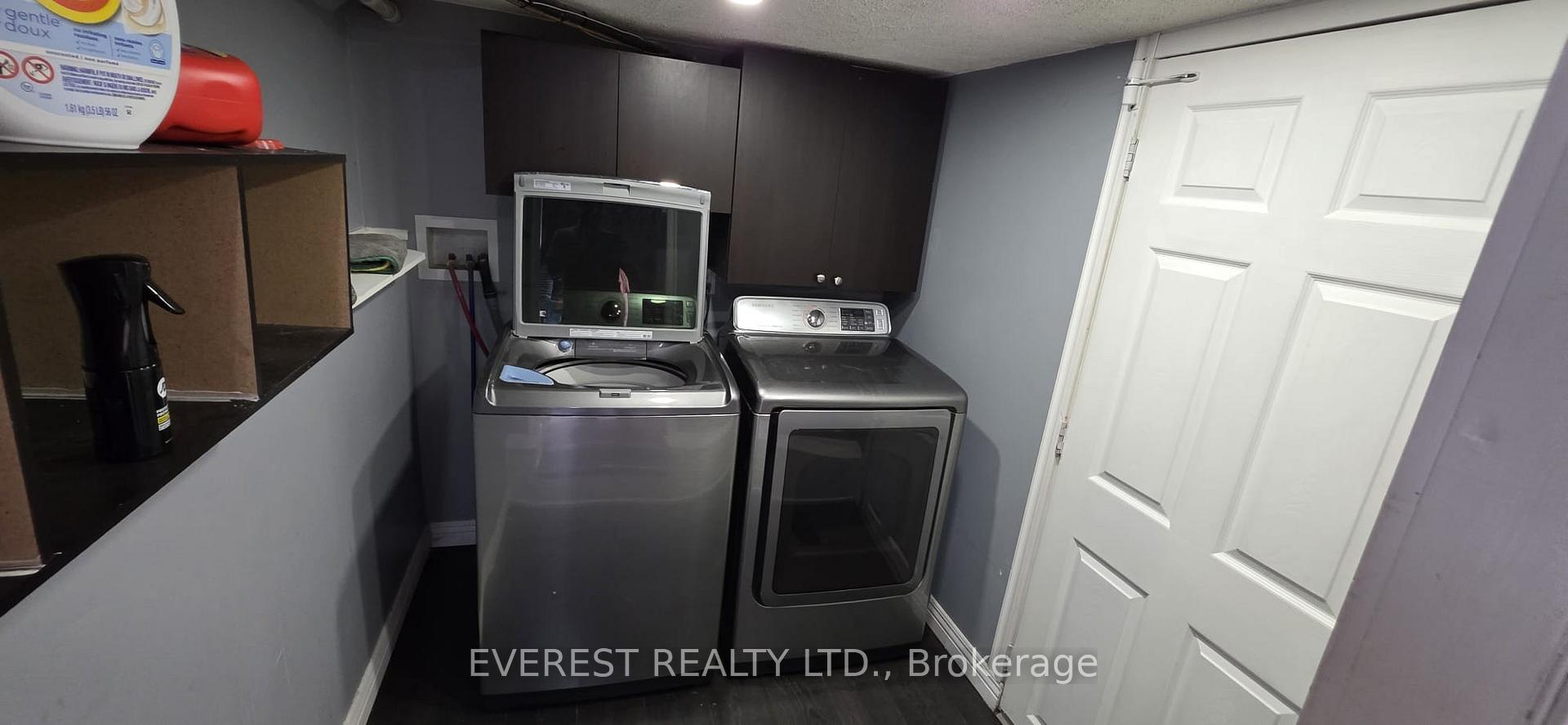 Photo 7 of 88 Shakespeare Crescent, Barrie, Letitia Heights — HOMEH