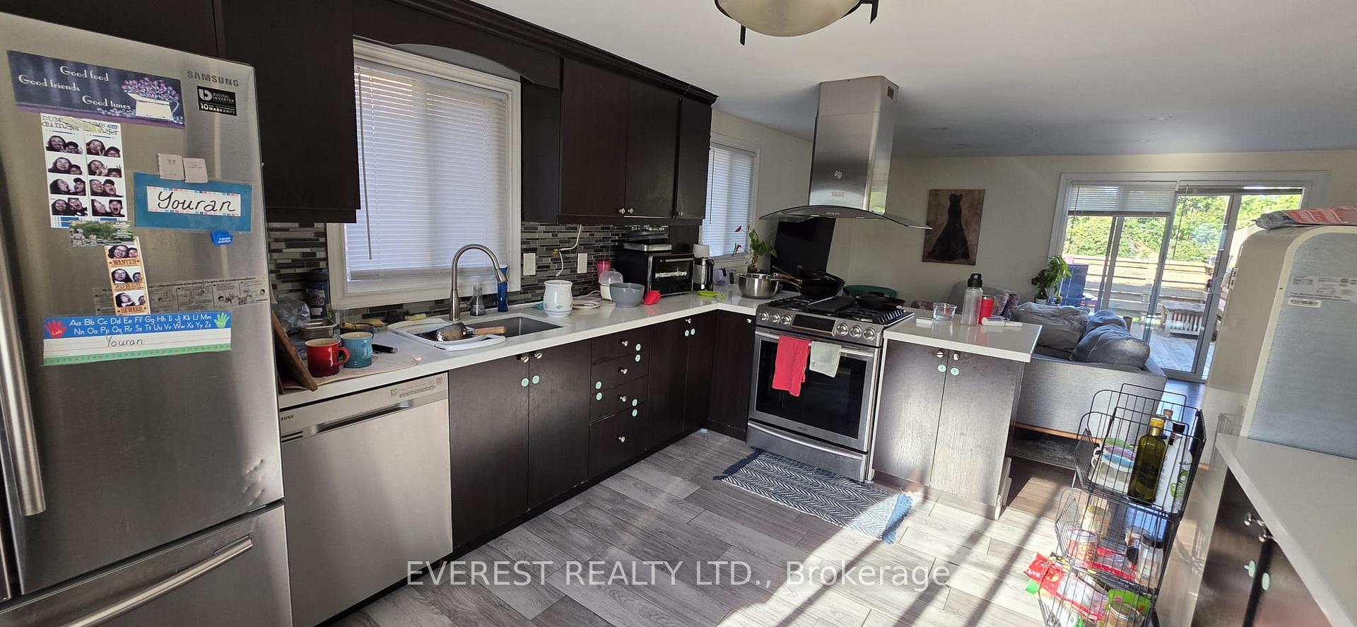 Photo 19 of 88 Shakespeare Crescent, Barrie, Letitia Heights — HOMEH