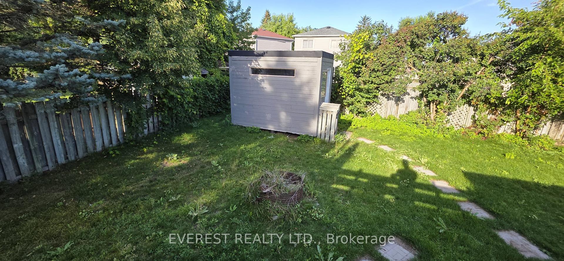 Photo 24 of 88 Shakespeare Crescent, Barrie, Letitia Heights — HOMEH