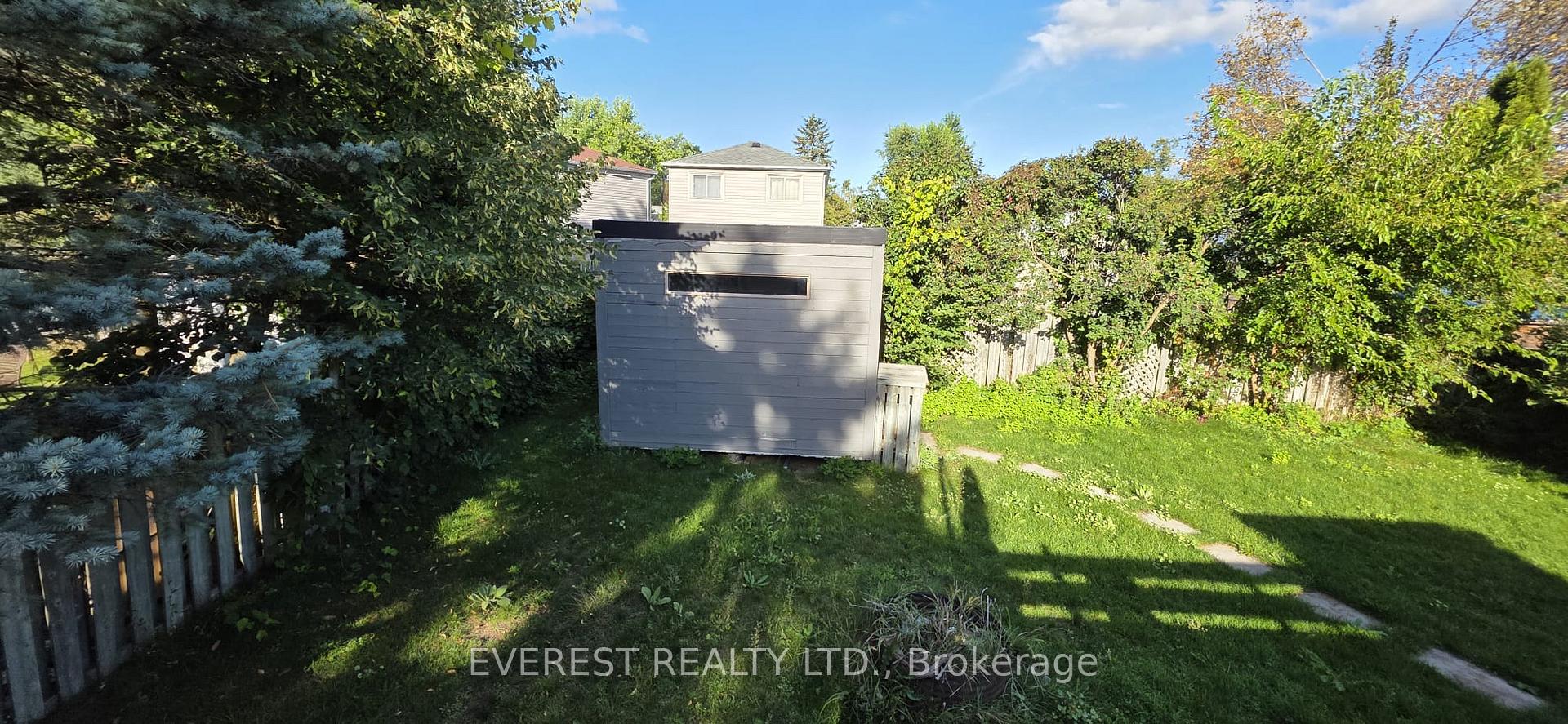Photo 33 of 88 Shakespeare Crescent, Barrie, Letitia Heights — HOMEH