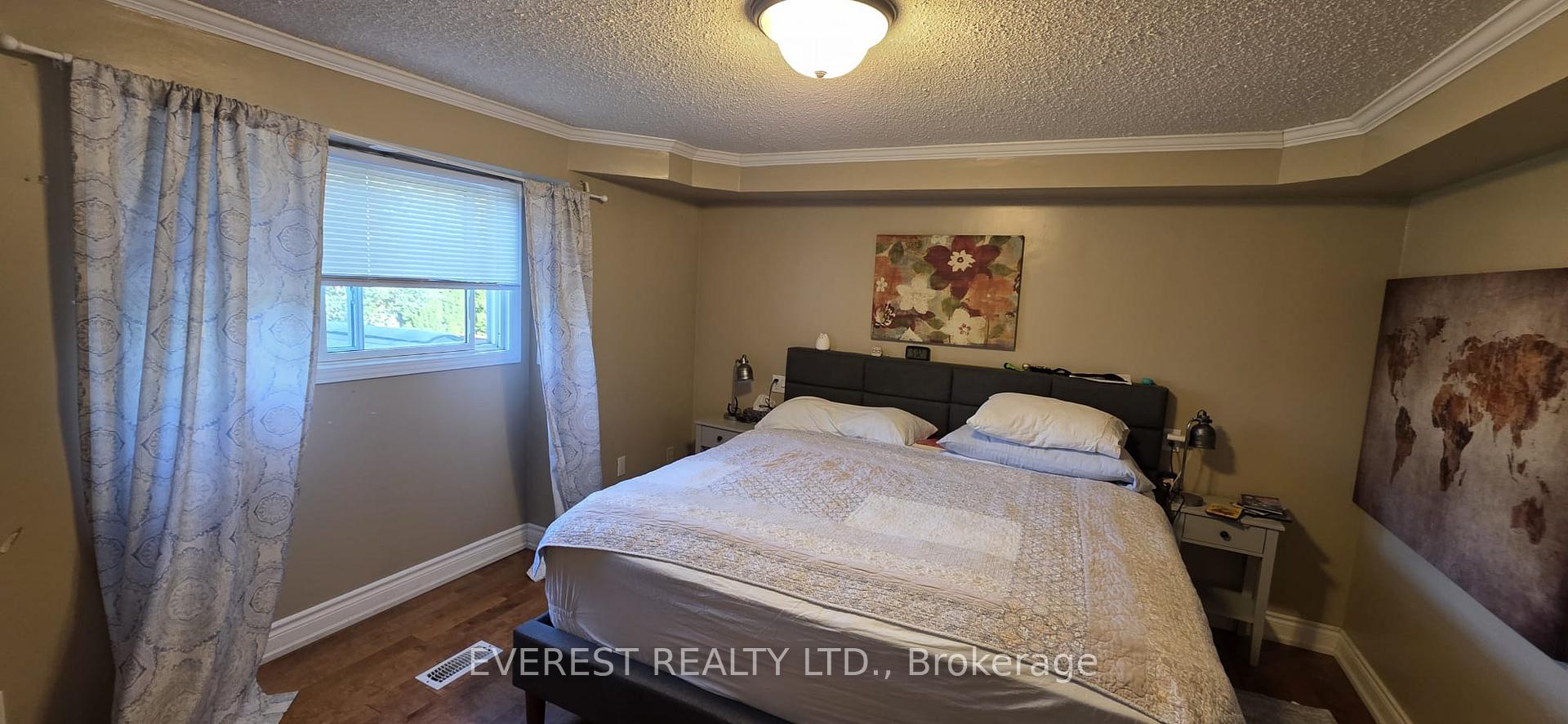 Photo 35 of 88 Shakespeare Crescent, Barrie, Letitia Heights — HOMEH