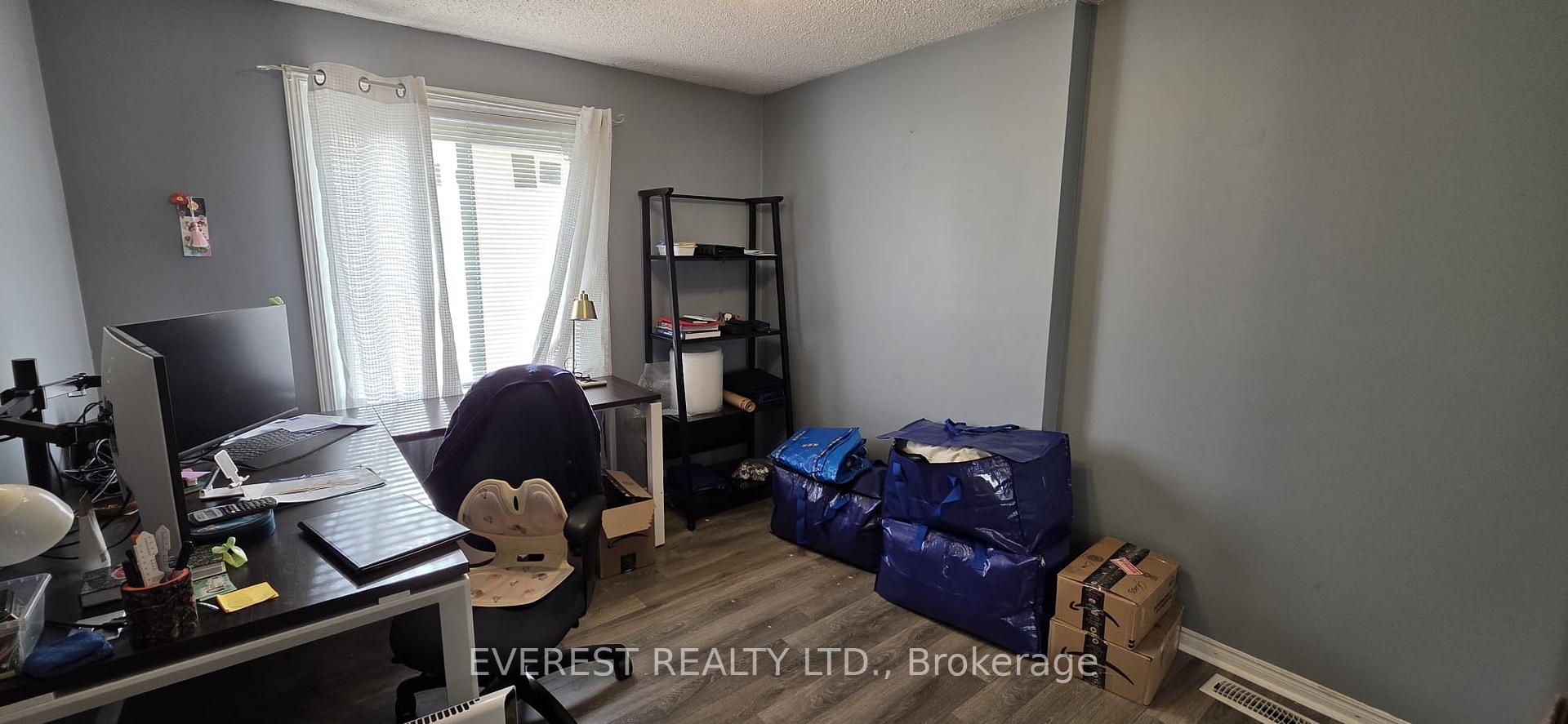 Photo 37 of 88 Shakespeare Crescent, Barrie, Letitia Heights — HOMEH