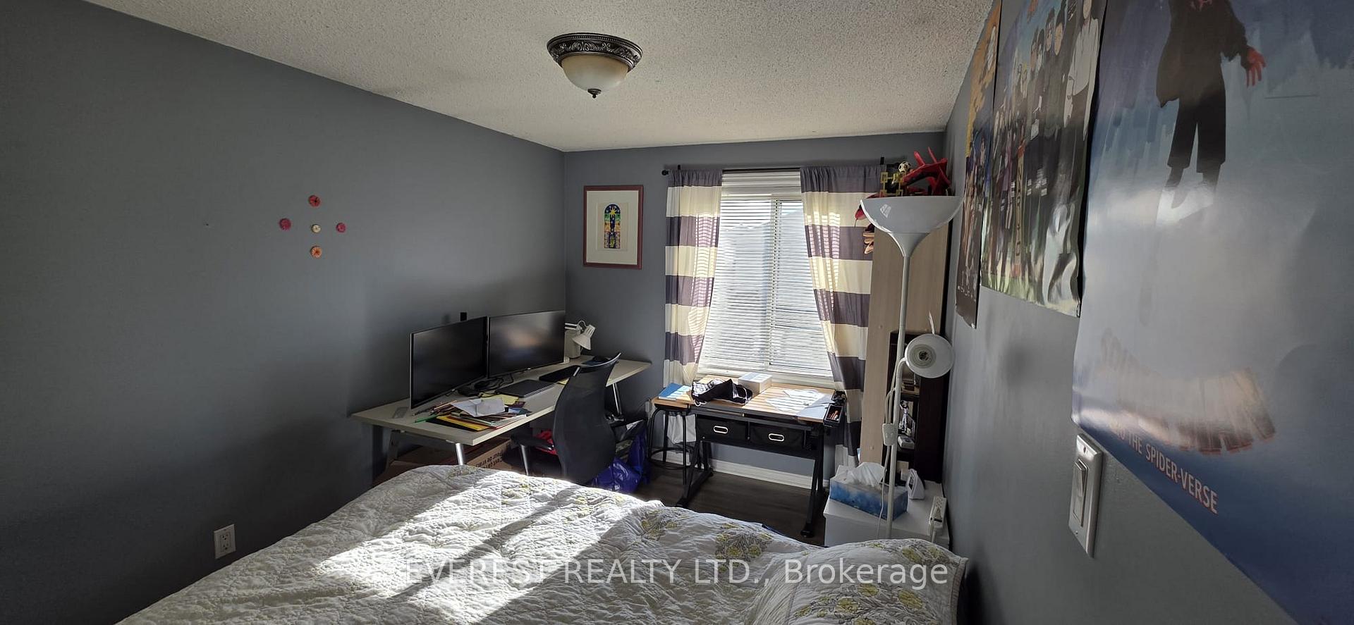 Photo 44 of 88 Shakespeare Crescent, Barrie, Letitia Heights — HOMEH