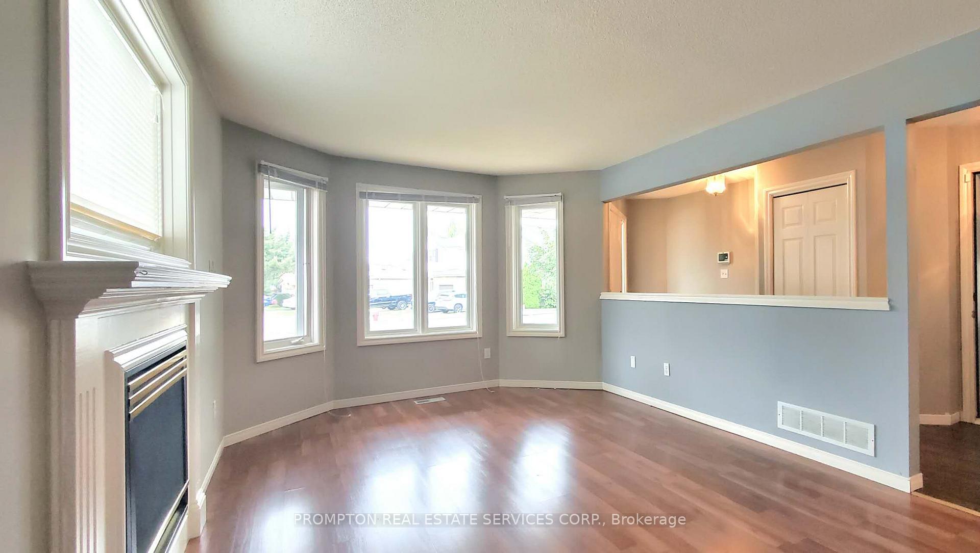 Photo 10 of 7410 Trinity Court, Niagara Falls, Mt. Carmel — HOMEH