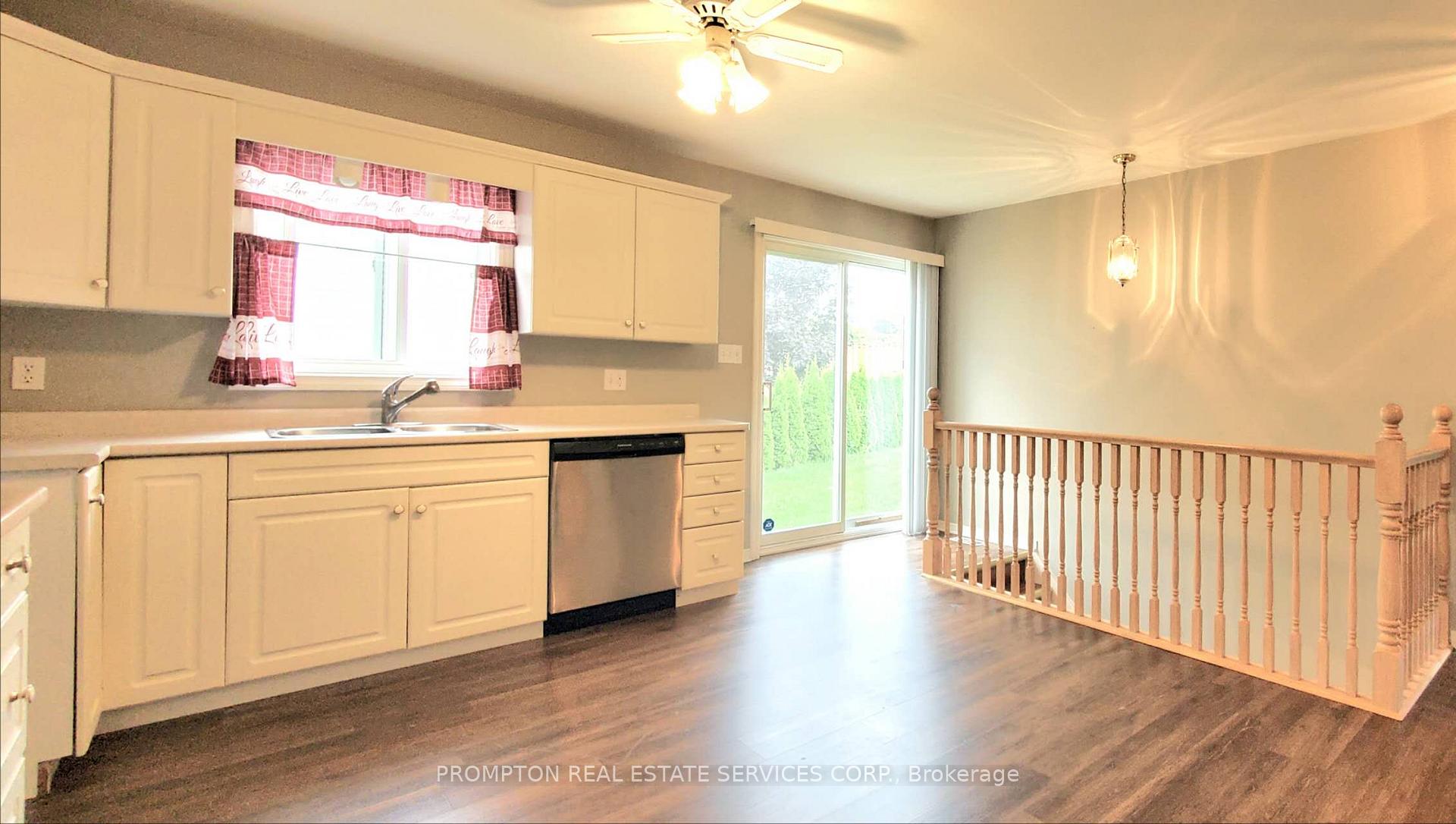Photo 15 of 7410 Trinity Court, Niagara Falls, Mt. Carmel — HOMEH