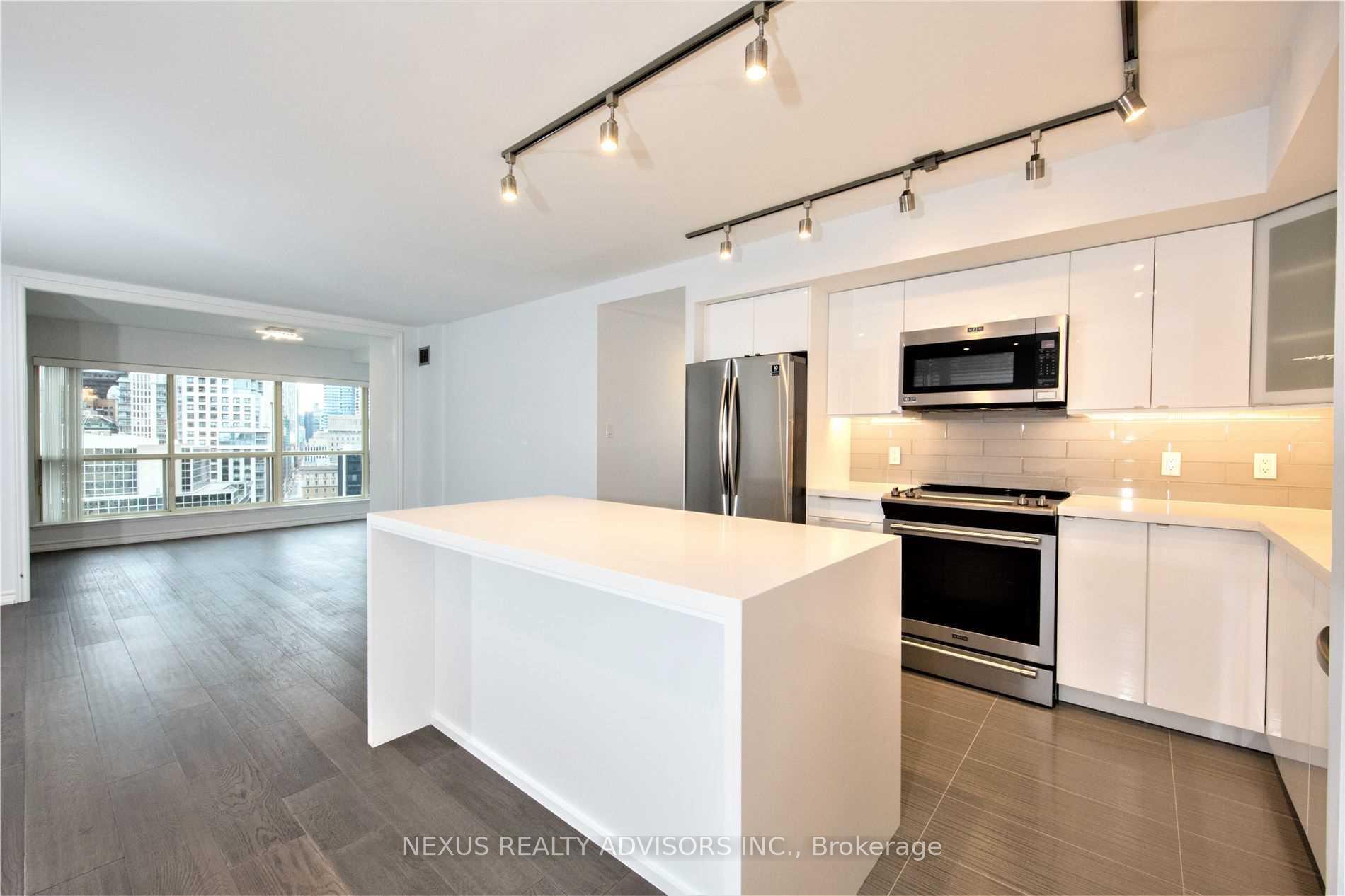 Photo 6 of Unit 2008, 25 The Esplanade, Toronto, Waterfront Communities — HOMEH