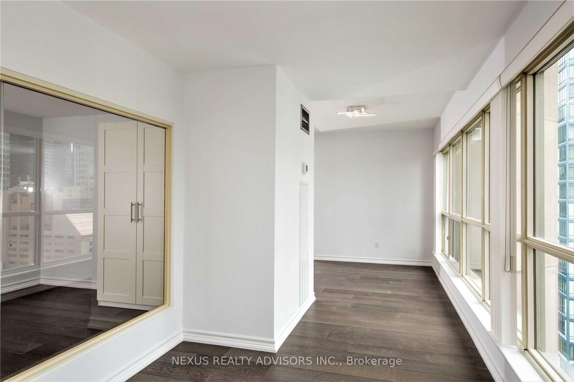 Photo 16 of Unit 2008, 25 The Esplanade, Toronto, Waterfront Communities — HOMEH