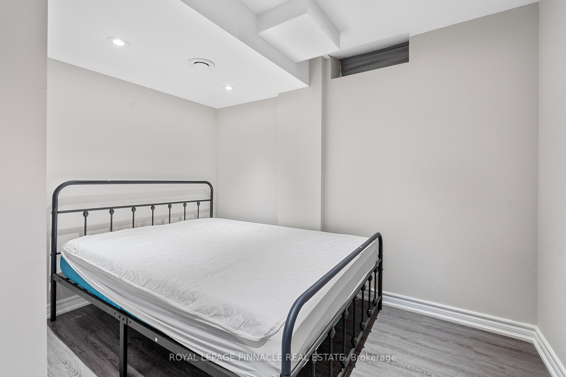 Photo 9 of 3265 Topeka Drive, Mississauga, Churchill Meadows — HOMEH