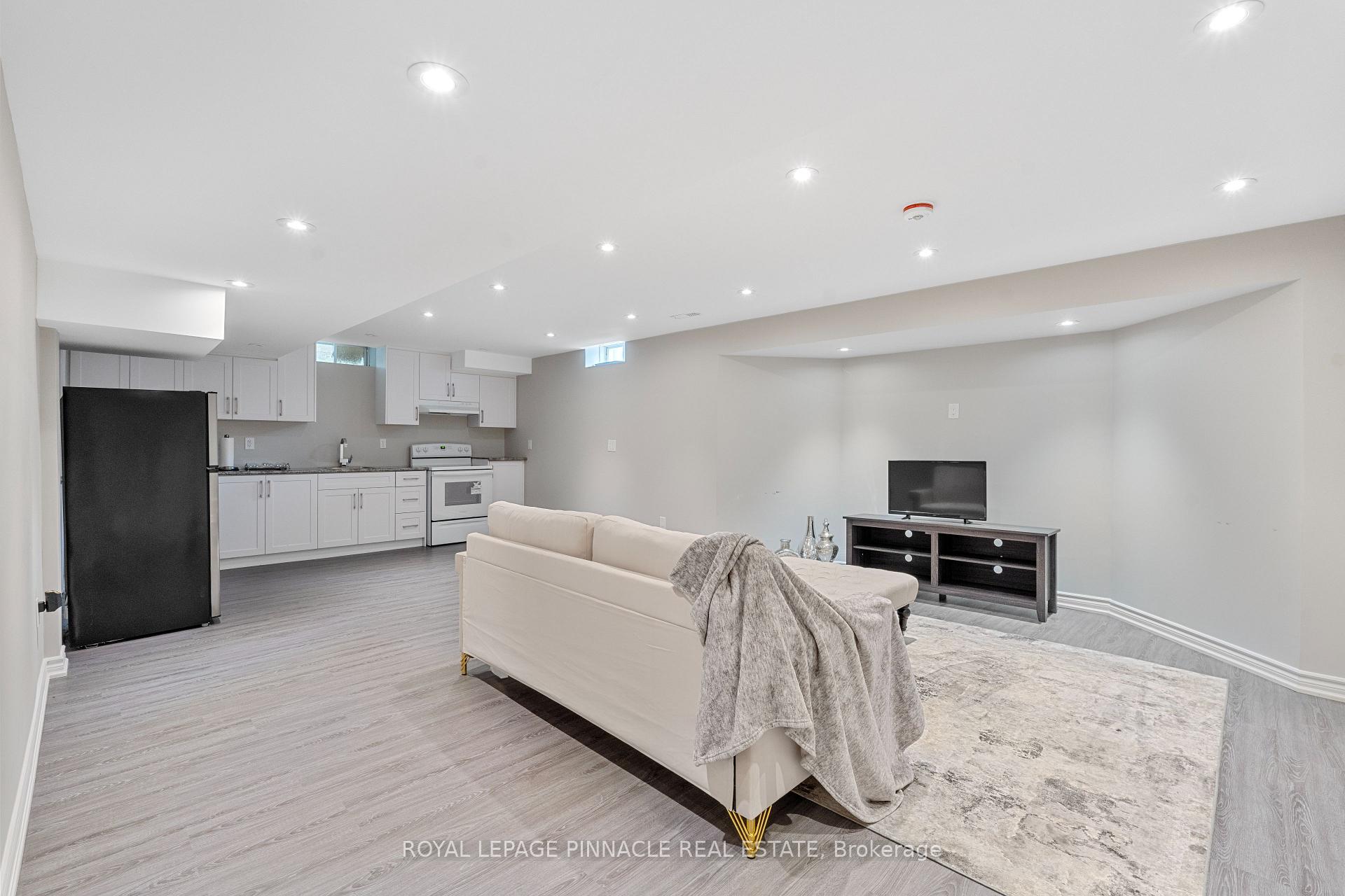 Photo 11 of 3265 Topeka Drive, Mississauga, Churchill Meadows — HOMEH