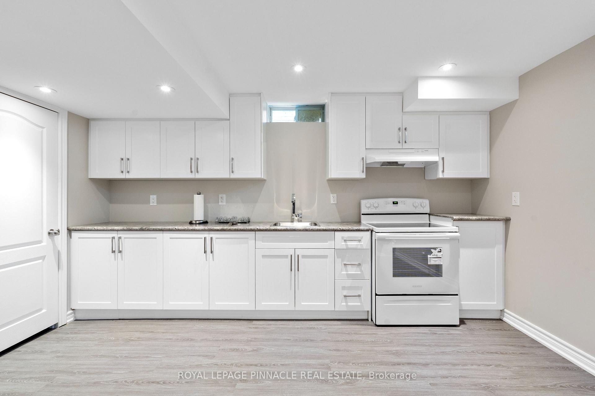 Photo 12 of 3265 Topeka Drive, Mississauga, Churchill Meadows — HOMEH