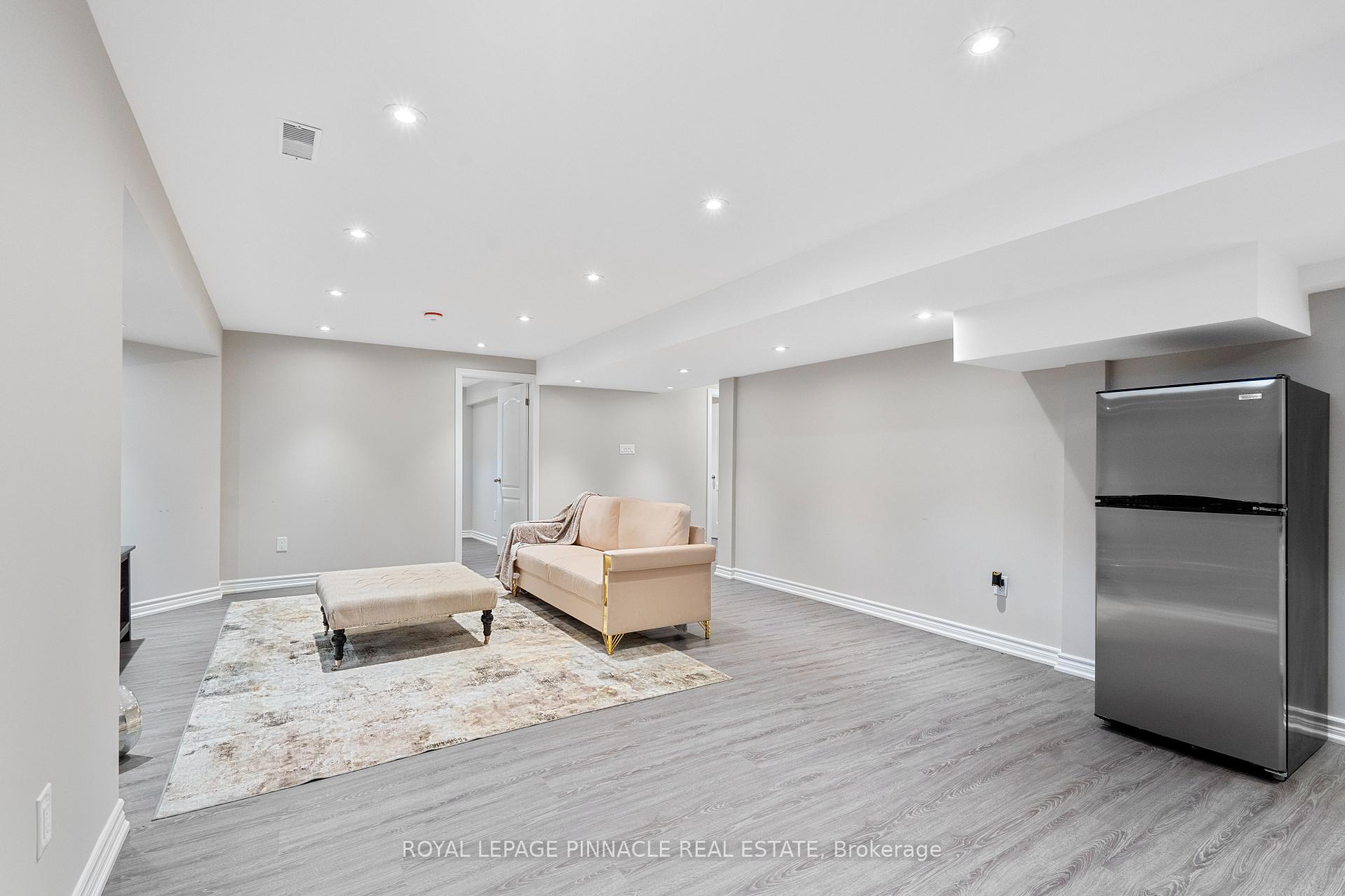 Photo 13 of 3265 Topeka Drive, Mississauga, Churchill Meadows — HOMEH