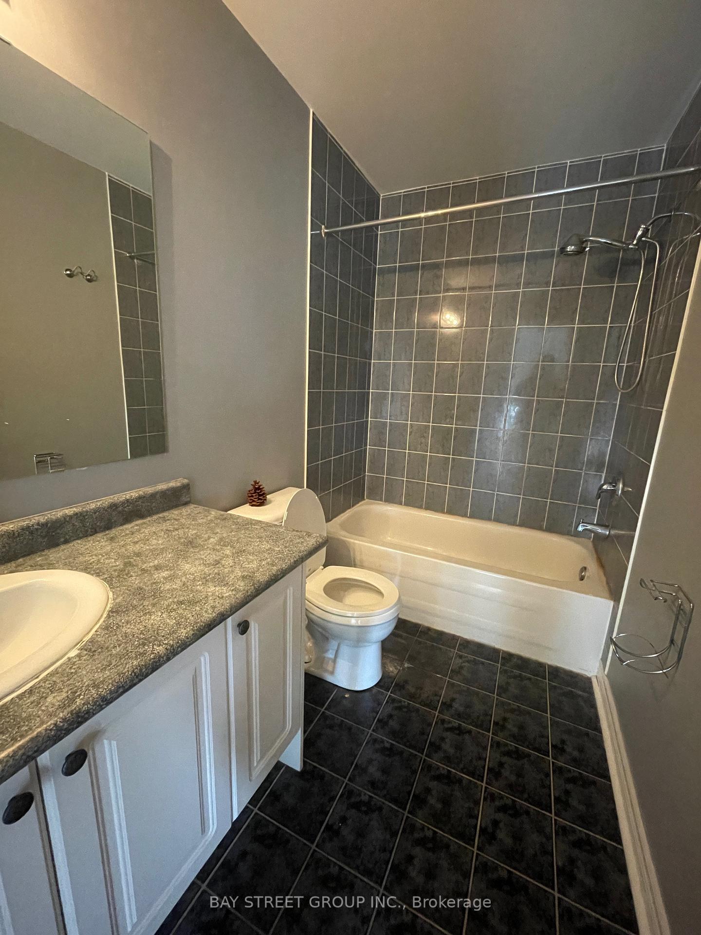 Photo 8 of 2 Willow Trail Road, Markham, Greensborough — HOMEH