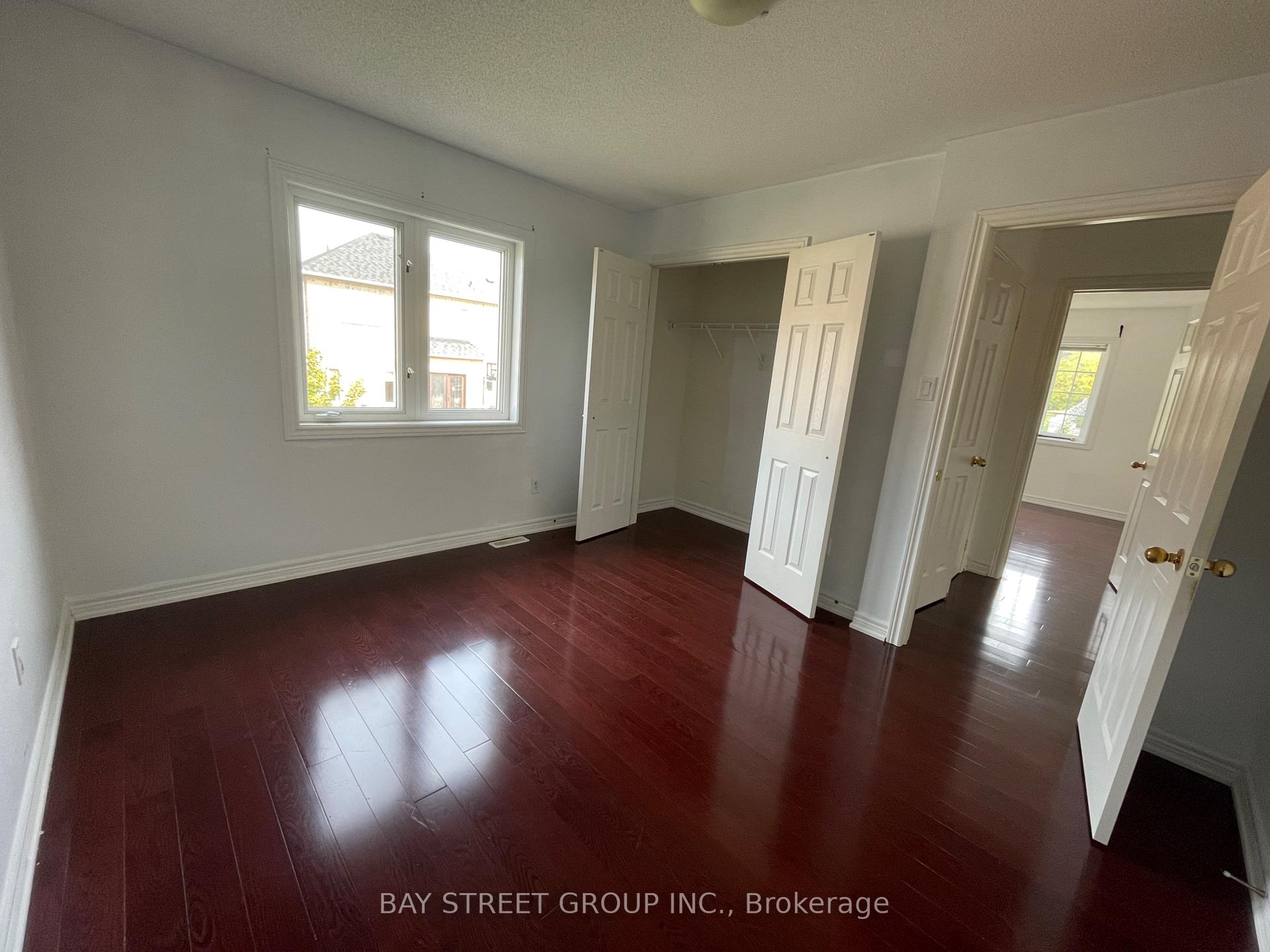 Photo 11 of 2 Willow Trail Road, Markham, Greensborough — HOMEH
