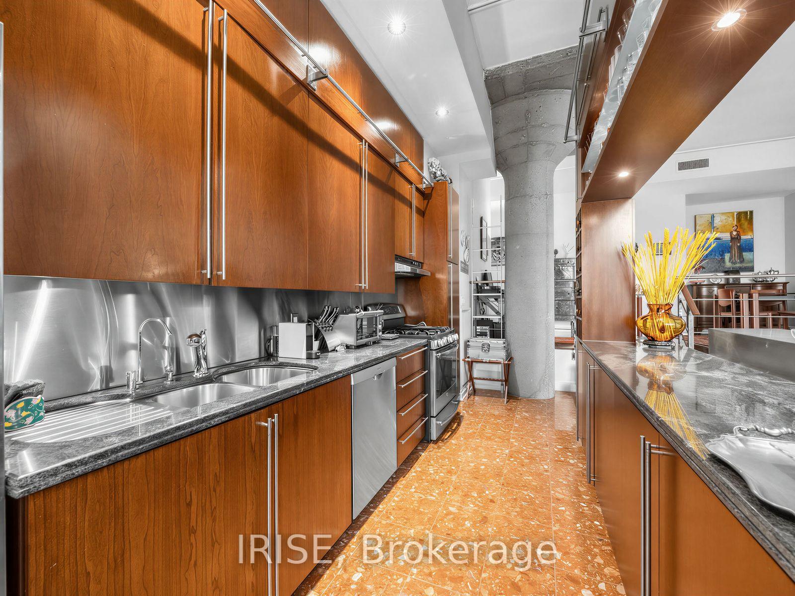 Photo 5 of Unit 1014, 155 Dalhousie Street, Toronto, Church-Yonge Corridor — HOMEH
