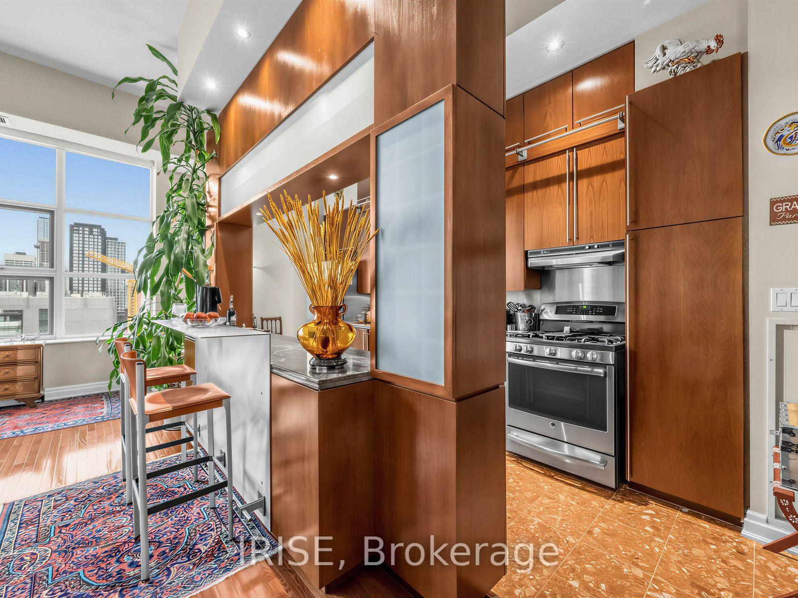 Photo 9 of Unit 1014, 155 Dalhousie Street, Toronto, Church-Yonge Corridor — HOMEH