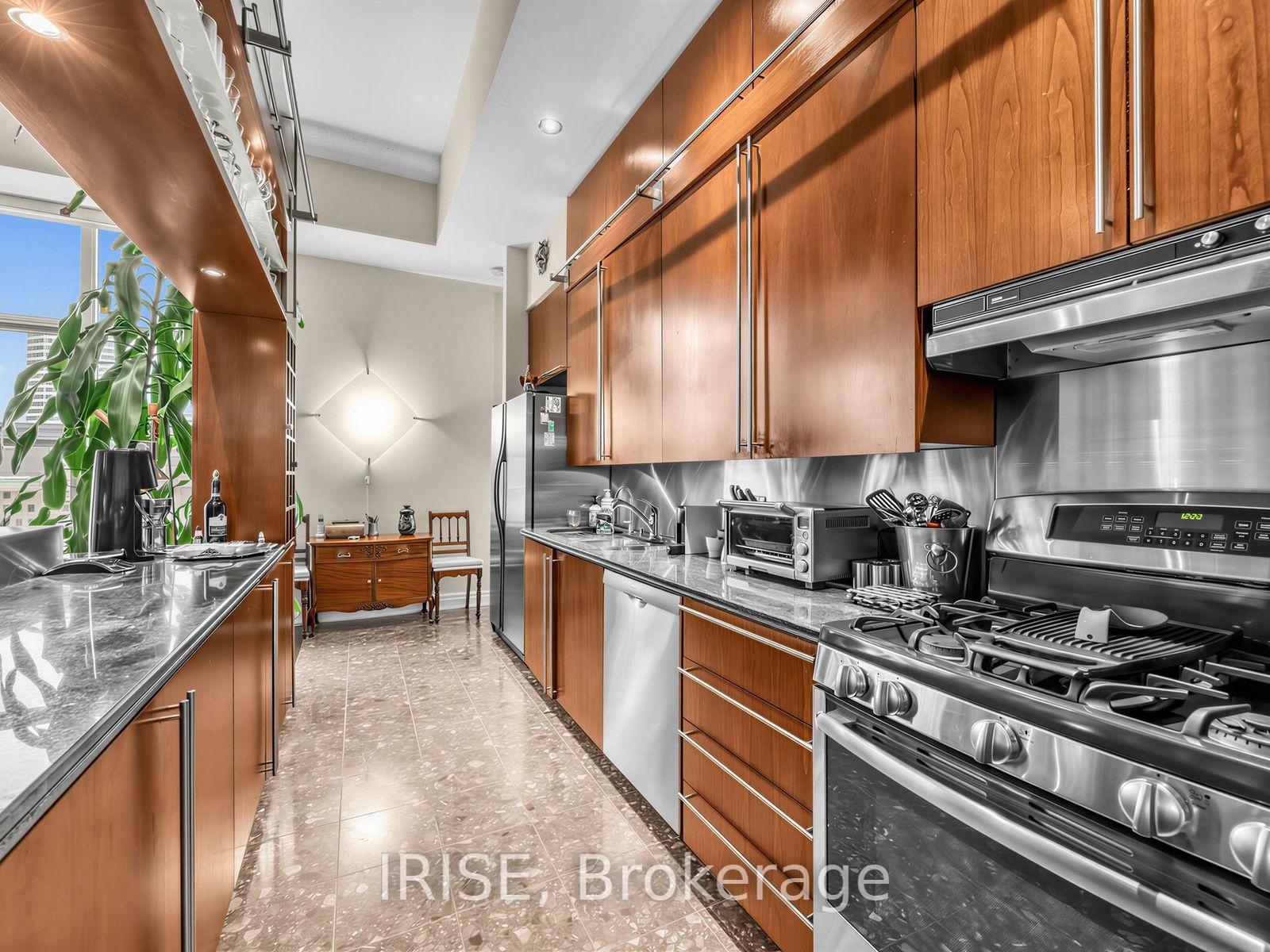 Photo 8 of Unit 1014, 155 Dalhousie Street, Toronto, Church-Yonge Corridor — HOMEH