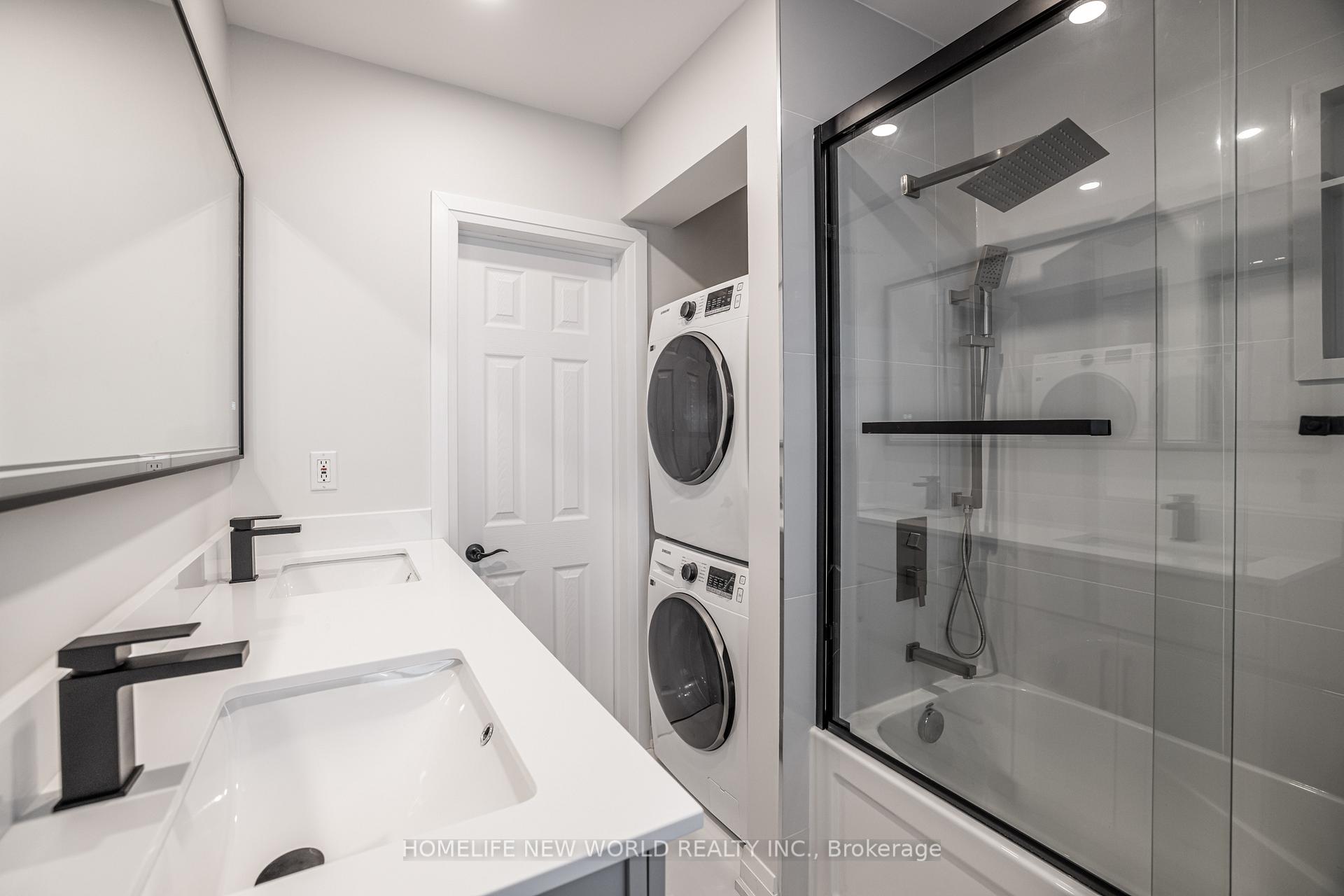 Photo 16 of 192 Combe Avenue, North York, Bathurst Manor — HOMEH