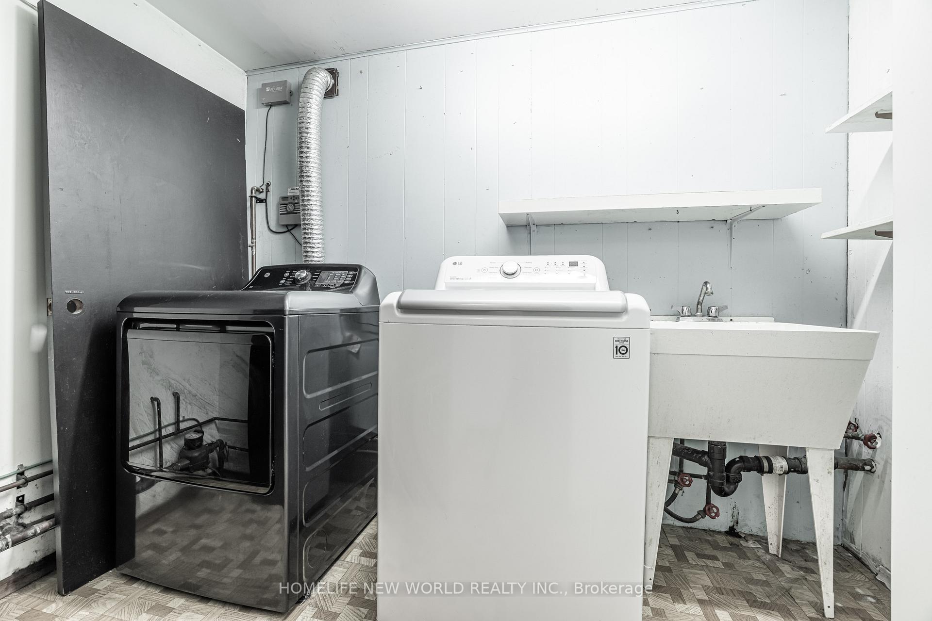 Photo 21 of 192 Combe Avenue, North York, Bathurst Manor — HOMEH