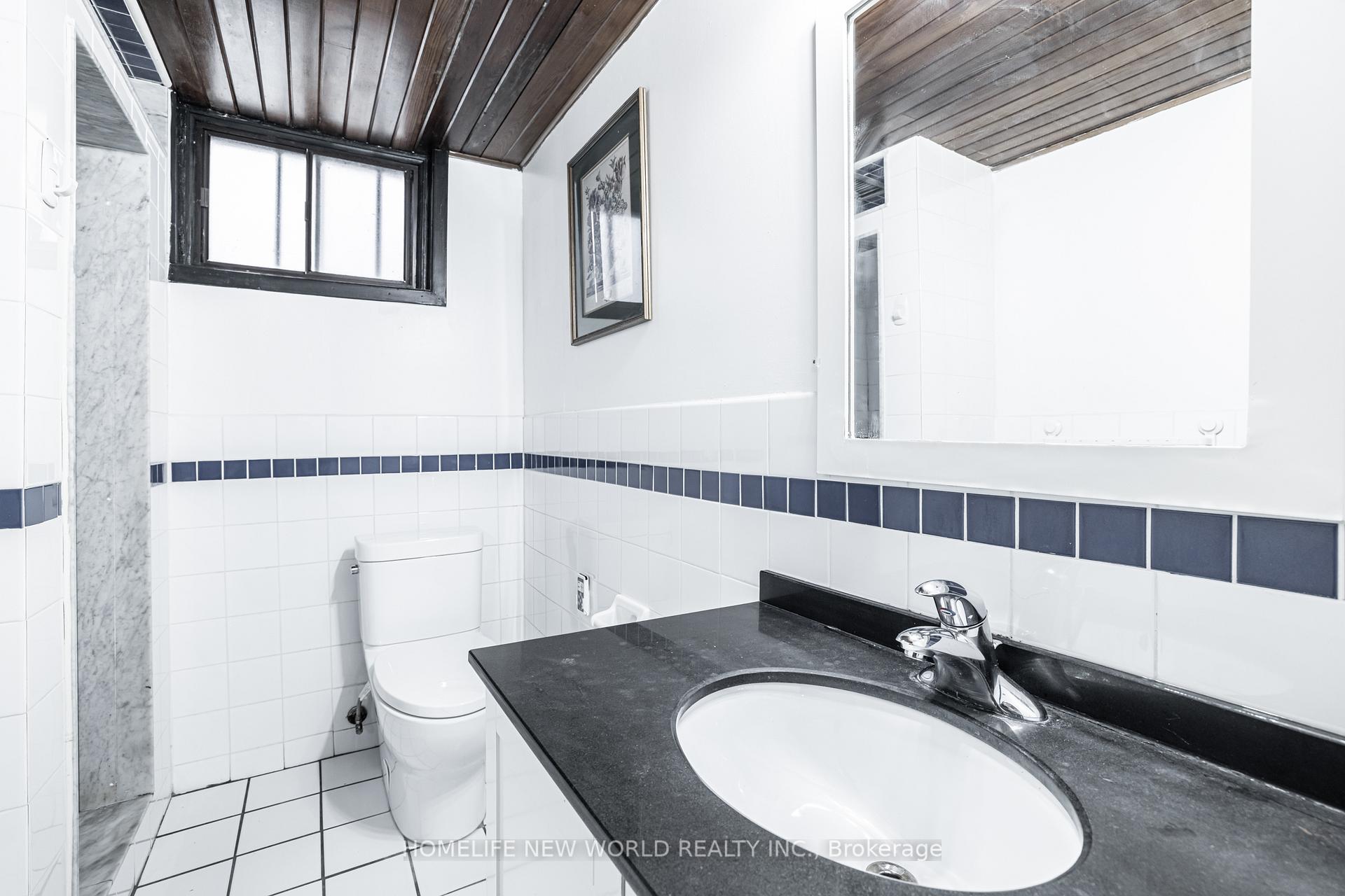 Photo 22 of 192 Combe Avenue, North York, Bathurst Manor — HOMEH