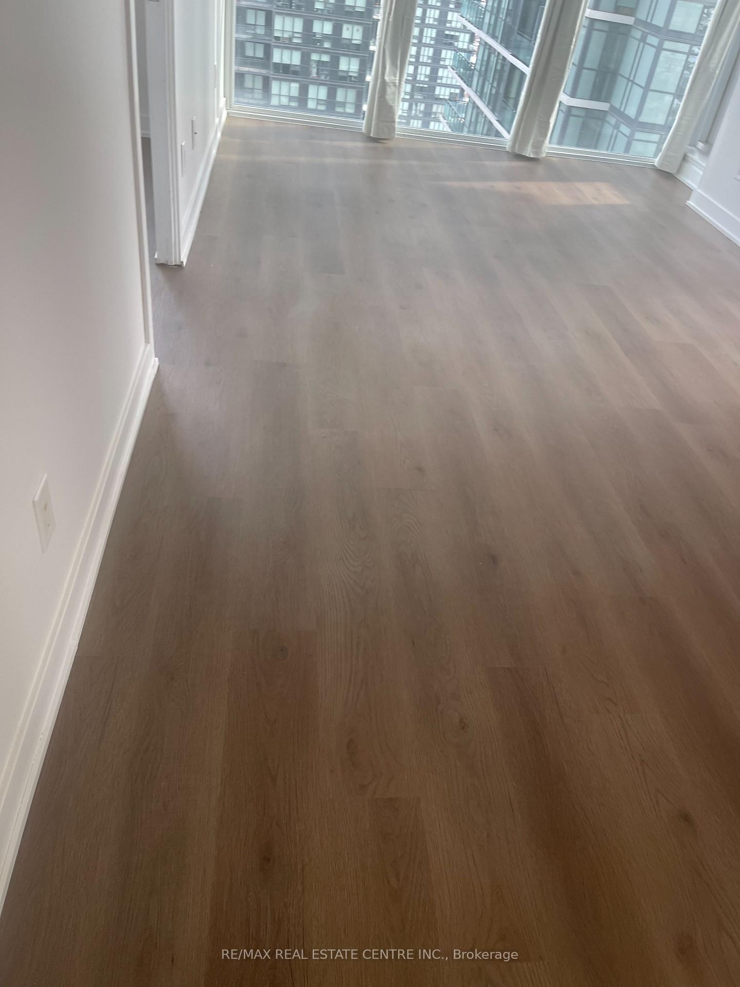 Photo 9 of Unit 2104, 4070 Confederation Parkway, Mississauga, City Centre — HOMEH