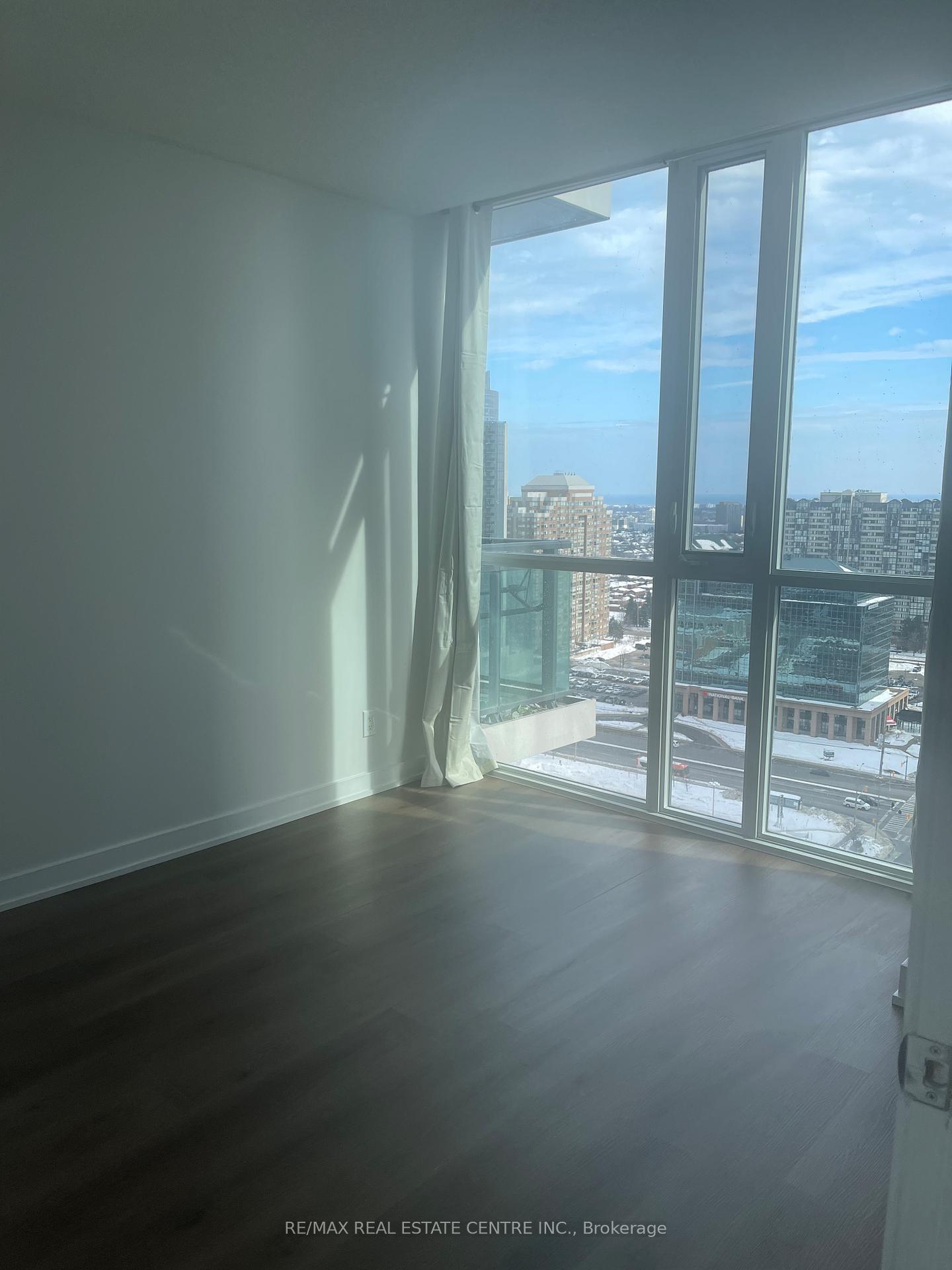 Photo 14 of Unit 2104, 4070 Confederation Parkway, Mississauga, City Centre — HOMEH