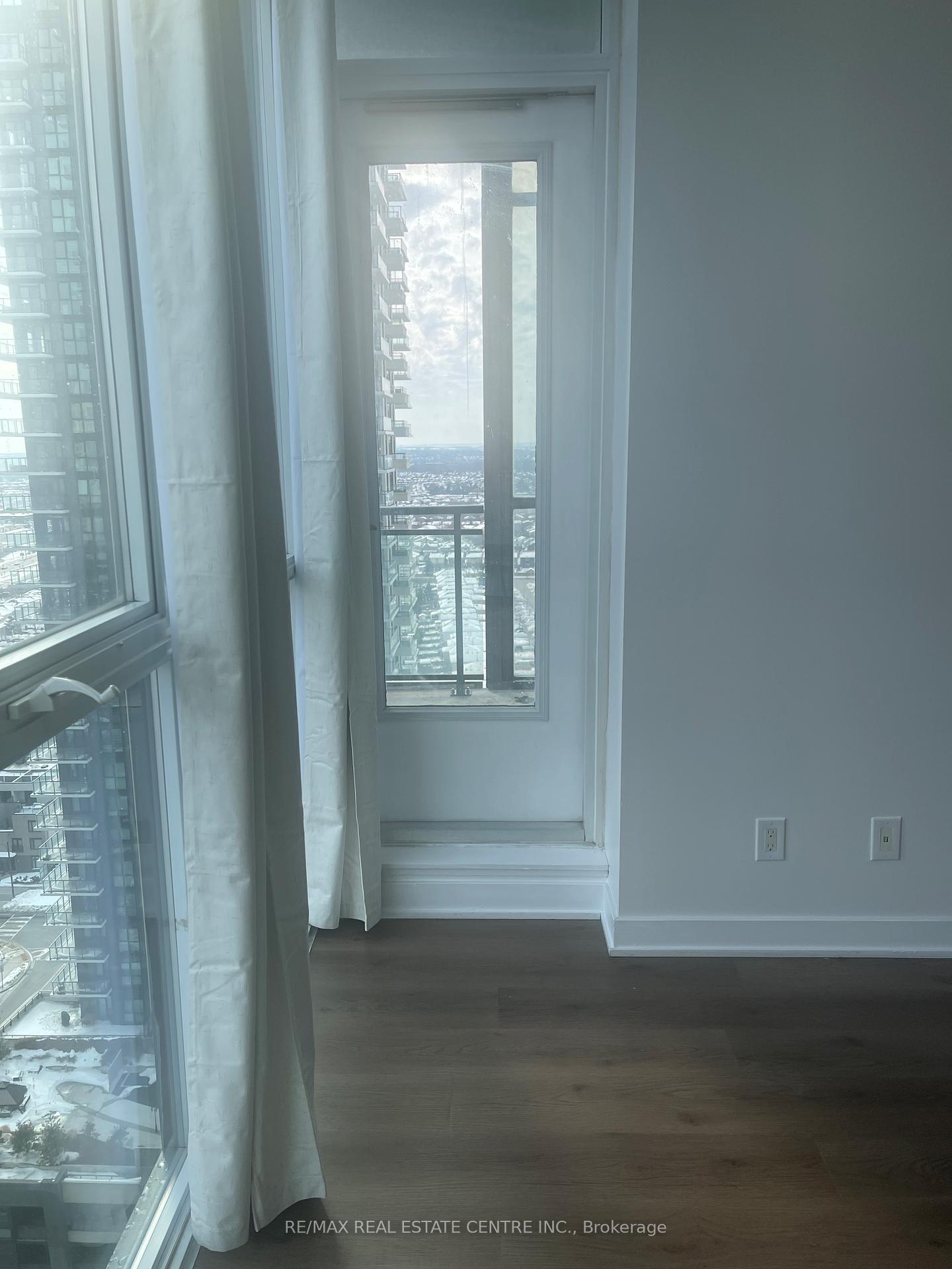 Photo 16 of Unit 2104, 4070 Confederation Parkway, Mississauga, City Centre — HOMEH