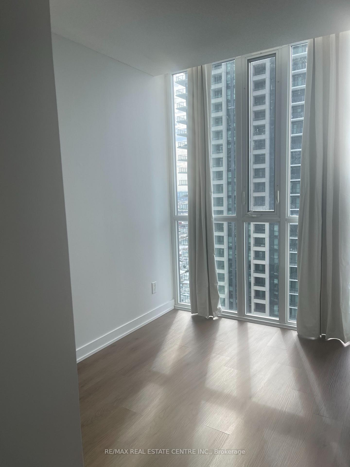 Photo 23 of Unit 2104, 4070 Confederation Parkway, Mississauga, City Centre — HOMEH