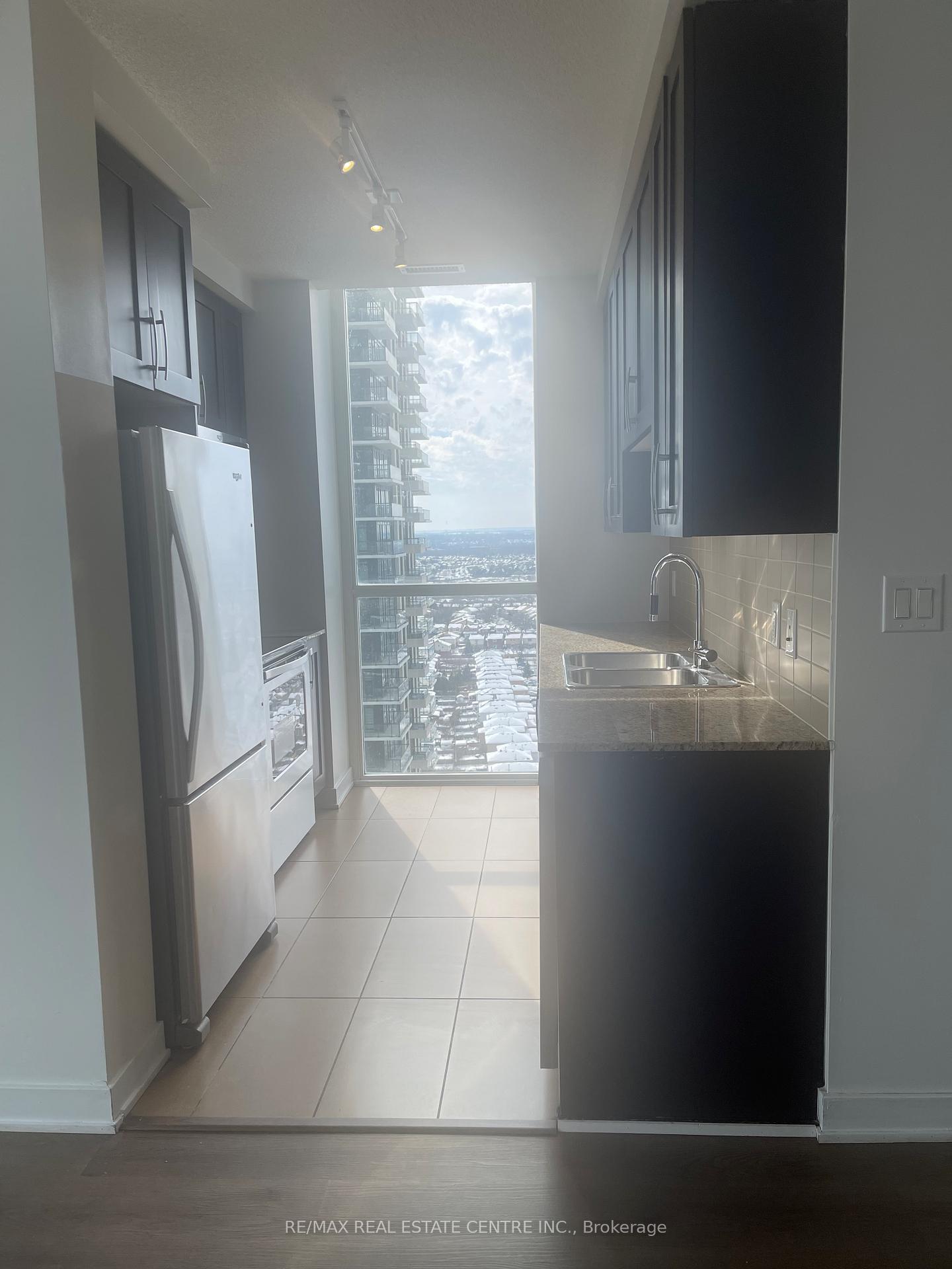 Photo 24 of Unit 2104, 4070 Confederation Parkway, Mississauga, City Centre — HOMEH