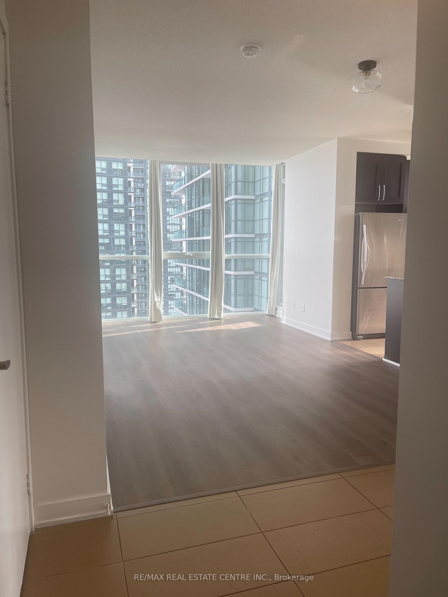Photo 26 of Unit 2104, 4070 Confederation Parkway, Mississauga, City Centre — HOMEH