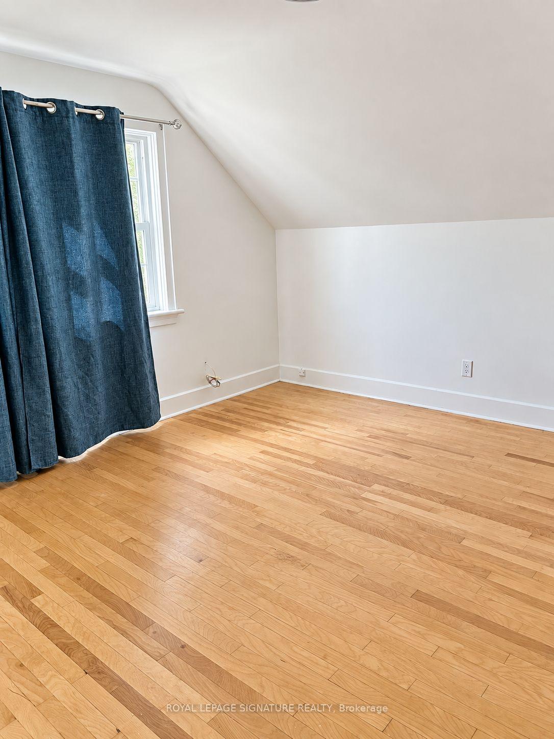 Photo 11 of Unit UPPER, 132 Bridgeport Road E, Waterloo, Uptown Waterloo — HOMEH