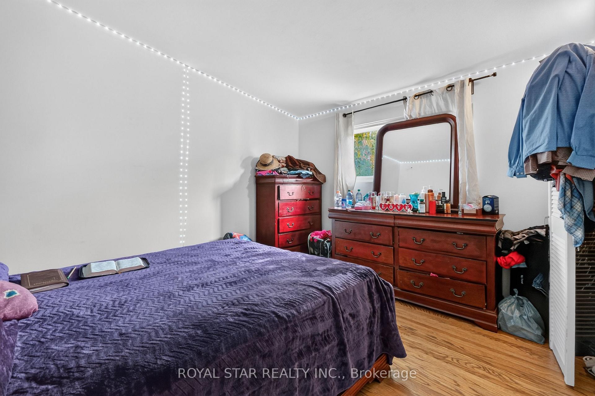 Photo 17 of Unit top floor, 1016 Connery Avenue, Ottawa, Elmvale Acres/Urbandale — HOMEH