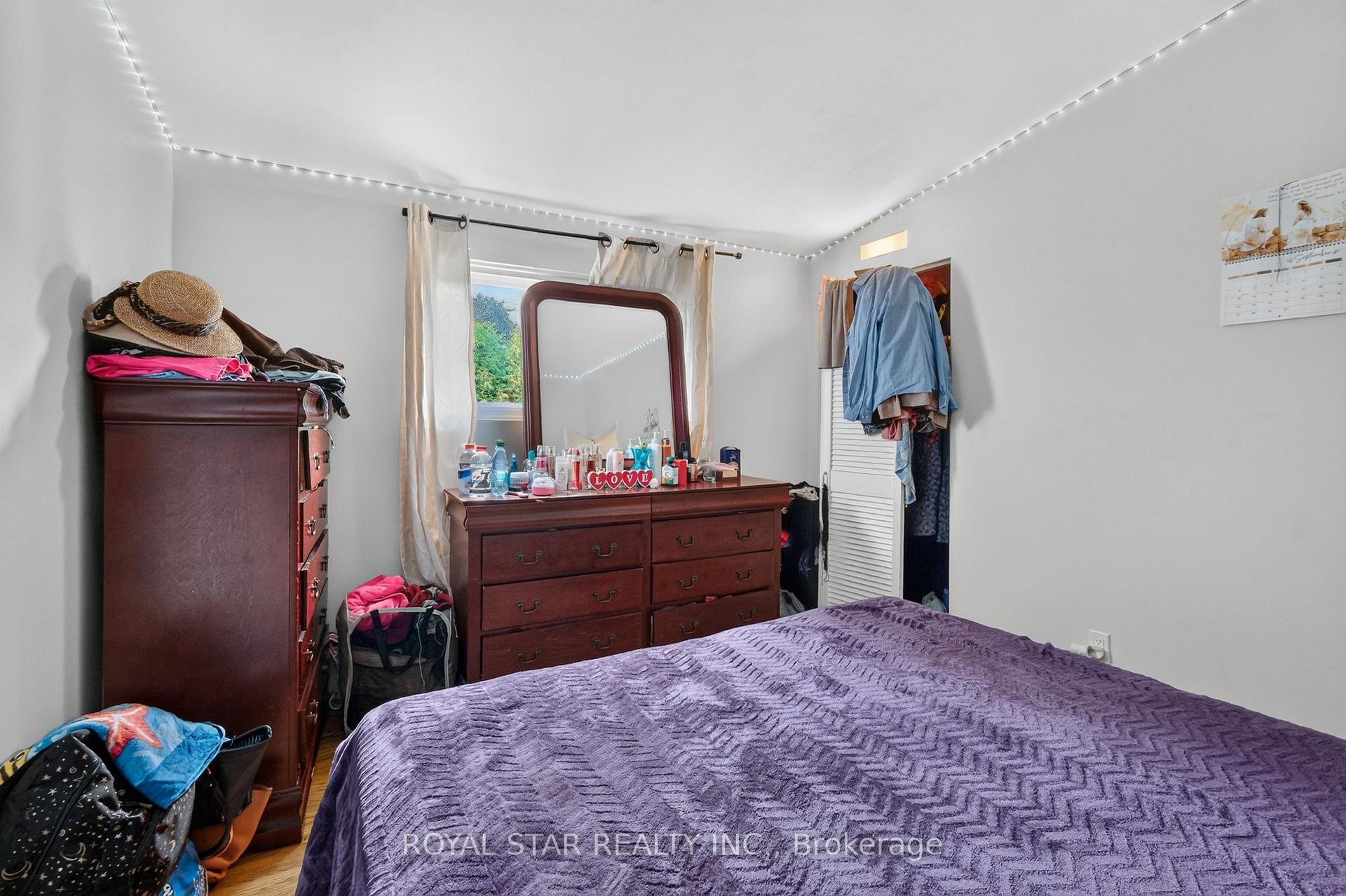 Photo 19 of Unit top floor, 1016 Connery Avenue, Ottawa, Elmvale Acres/Urbandale — HOMEH