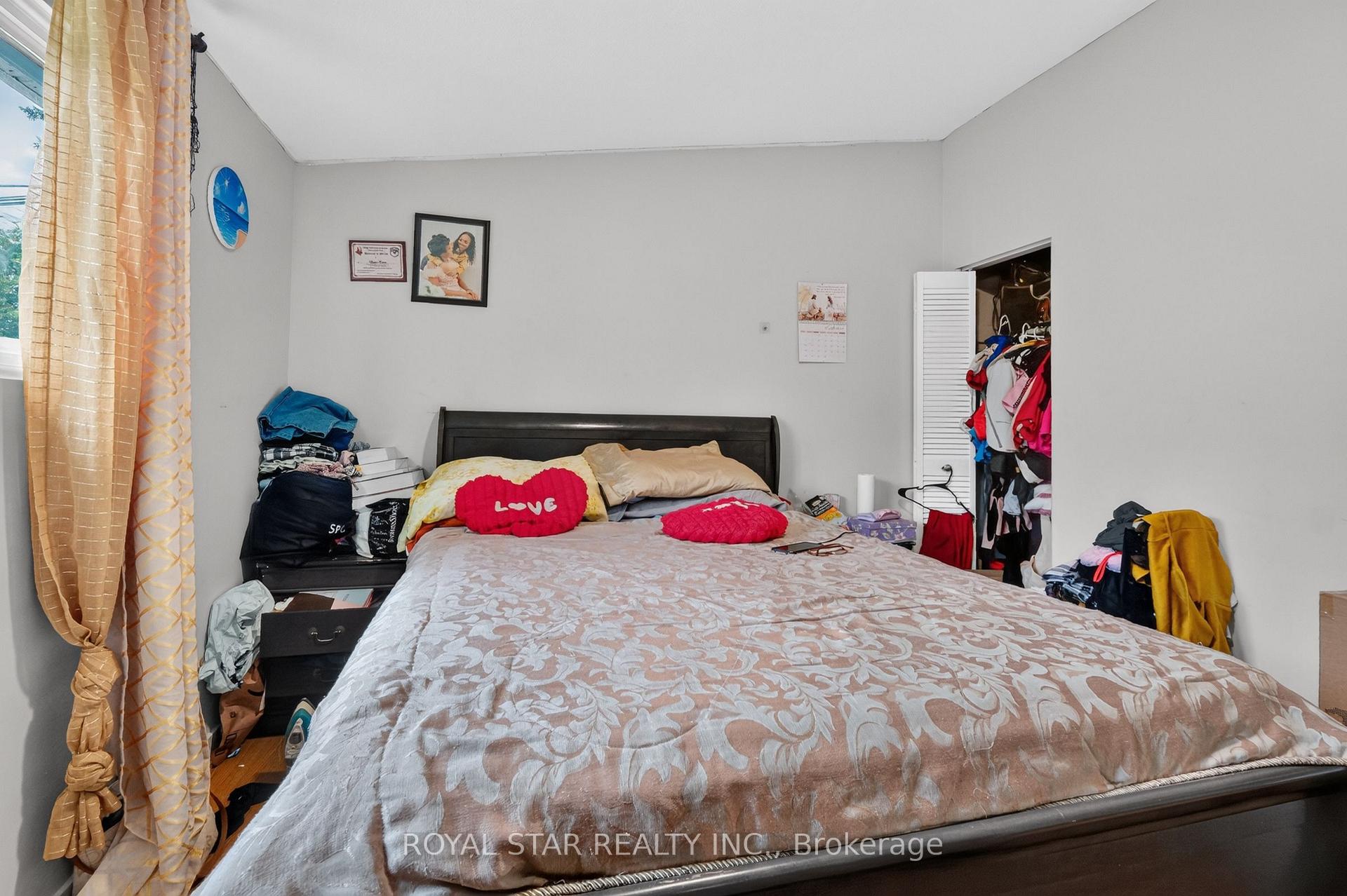 Photo 24 of Unit top floor, 1016 Connery Avenue, Ottawa, Elmvale Acres/Urbandale — HOMEH