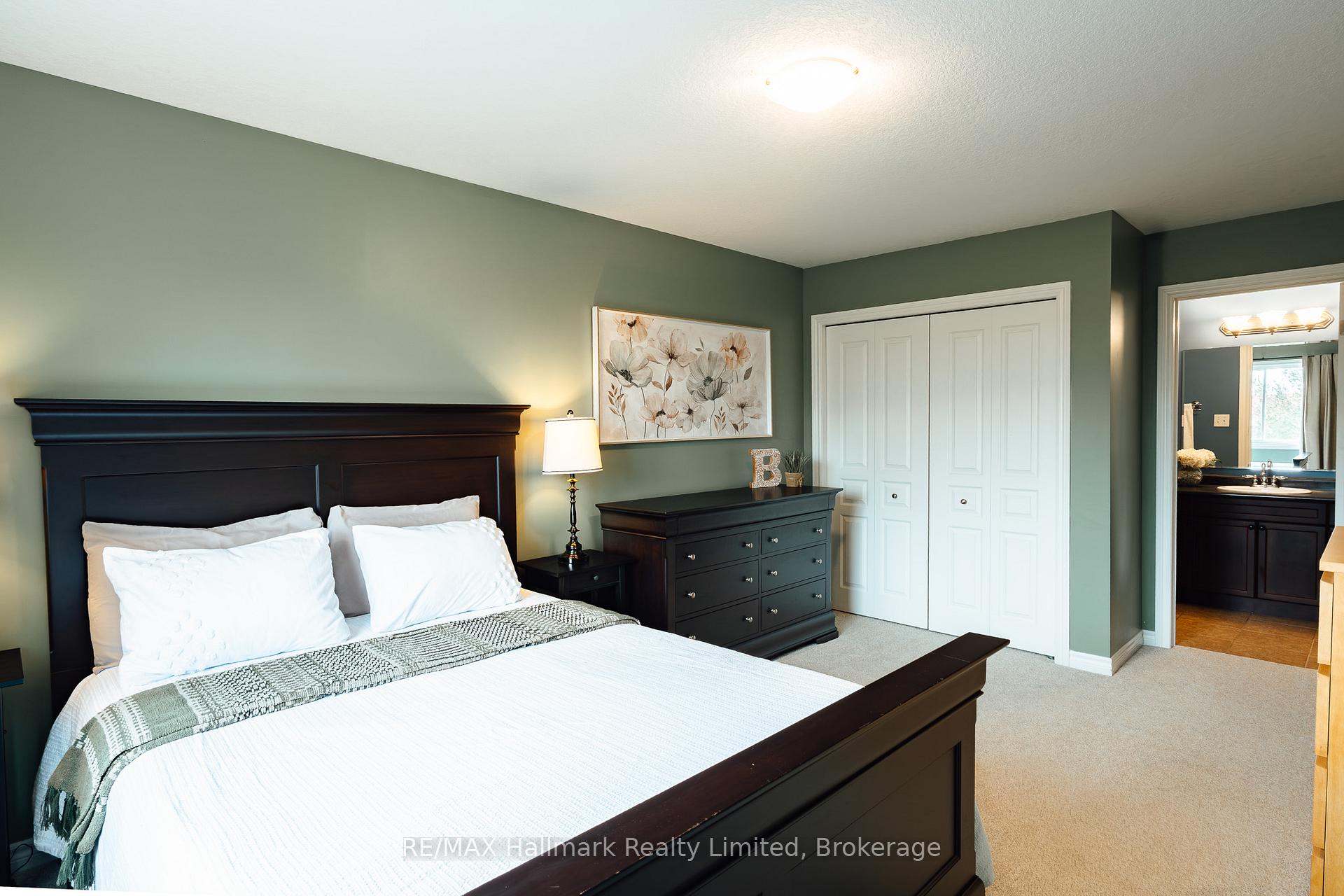 Photo 6 of 27 Wilkie Crescent, Guelph, Pineridge/Westminster Woods — HOMEH