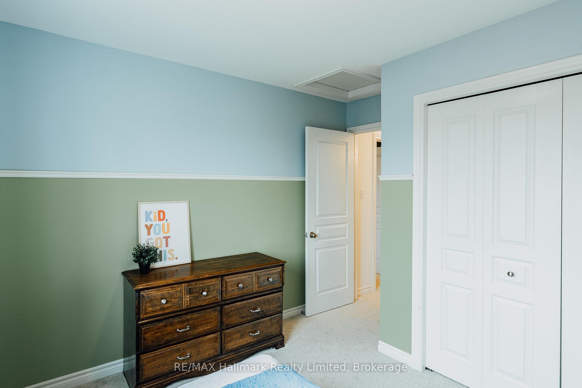 Photo 21 of 27 Wilkie Crescent, Guelph, Pineridge/Westminster Woods — HOMEH